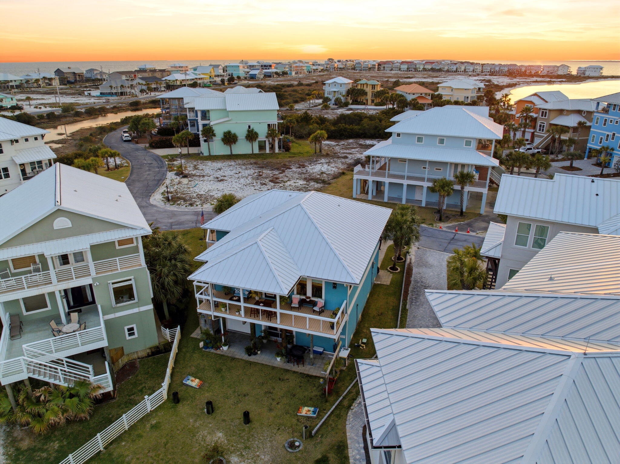 CARIBBEAN ISLES - Residential
