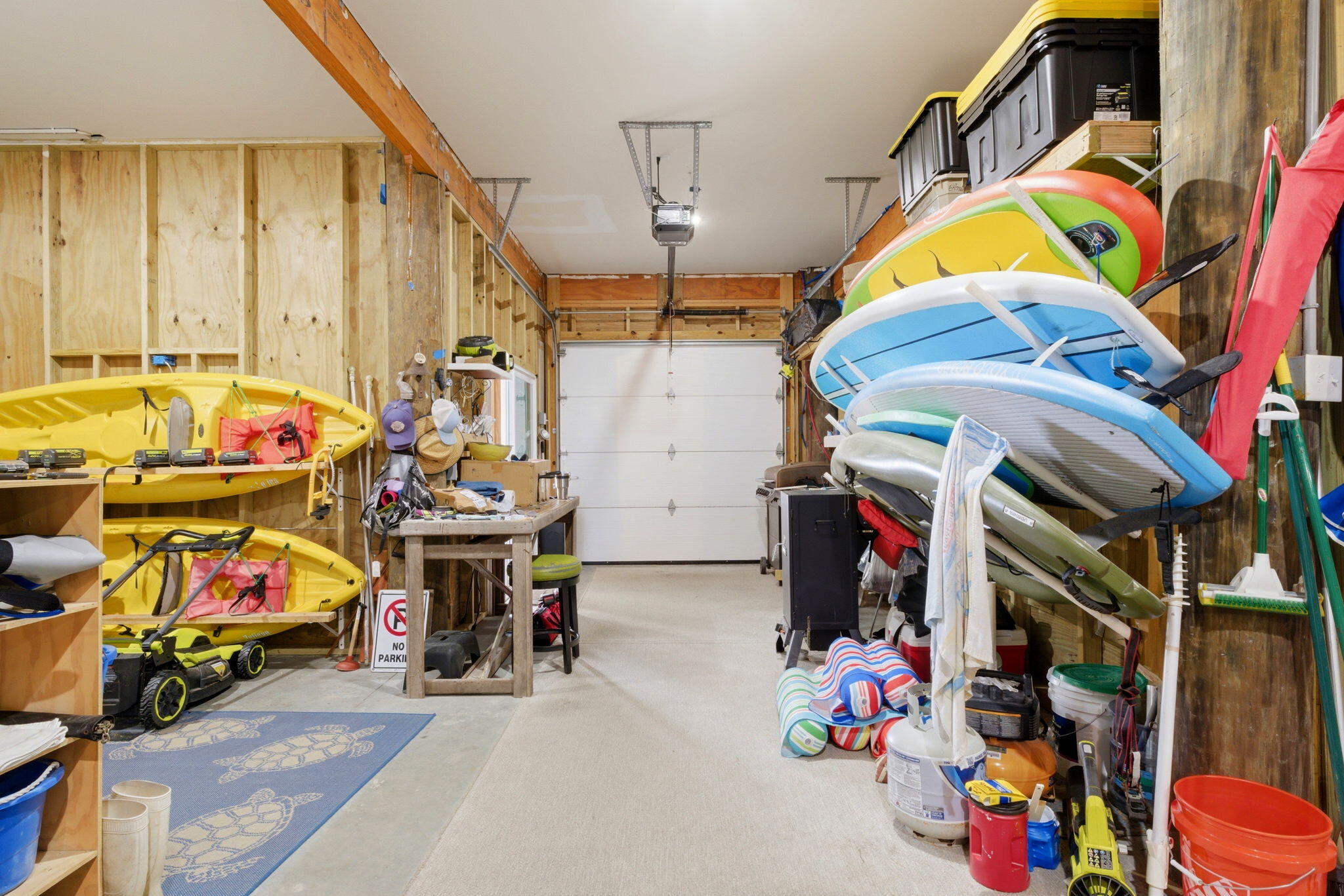 CARIBBEAN ISLES - Residential