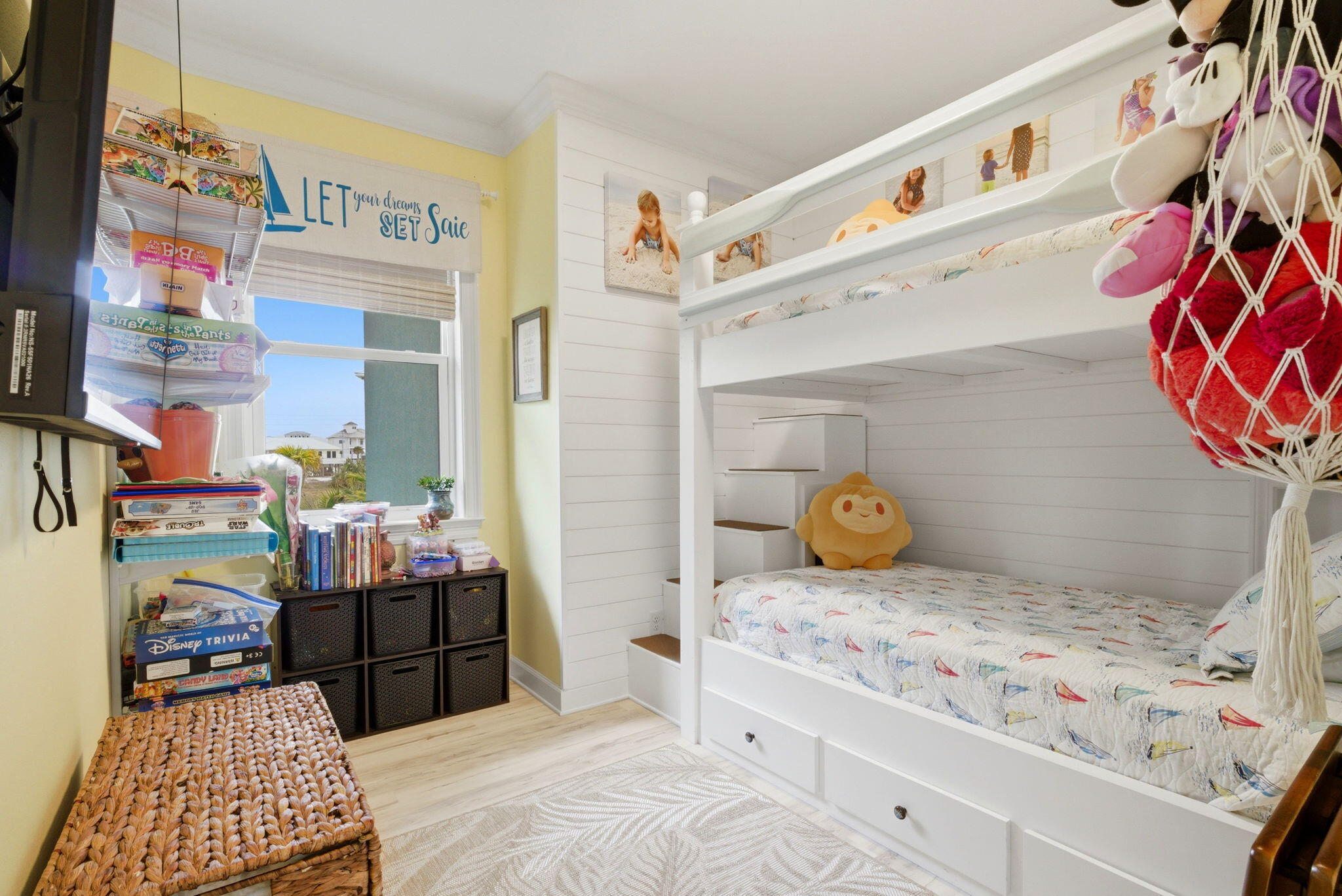 CARIBBEAN ISLES - Residential