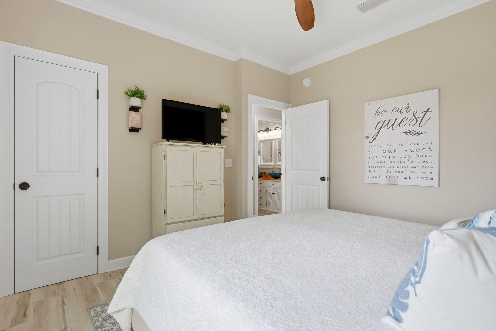 CARIBBEAN ISLES - Residential