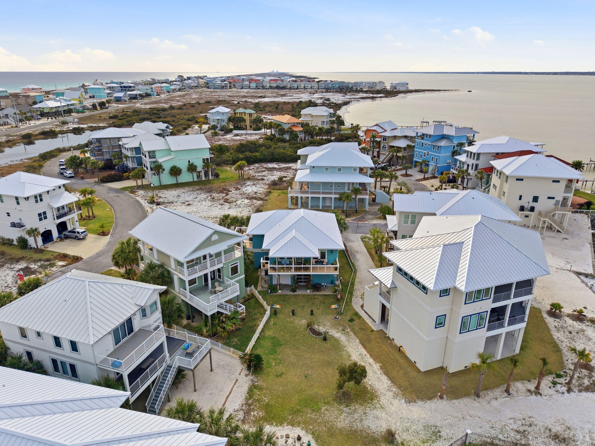 CARIBBEAN ISLES - Residential