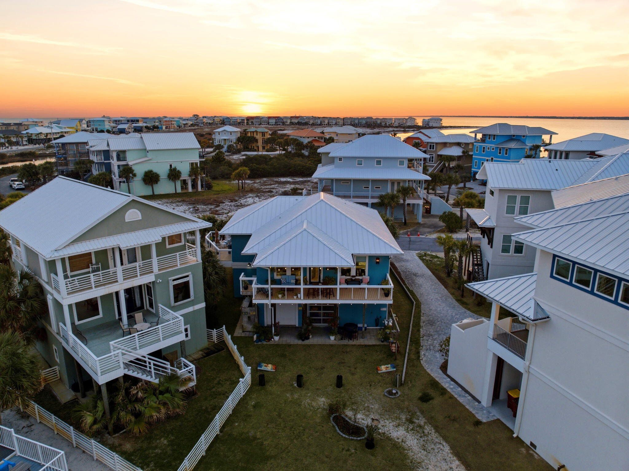 CARIBBEAN ISLES - Residential