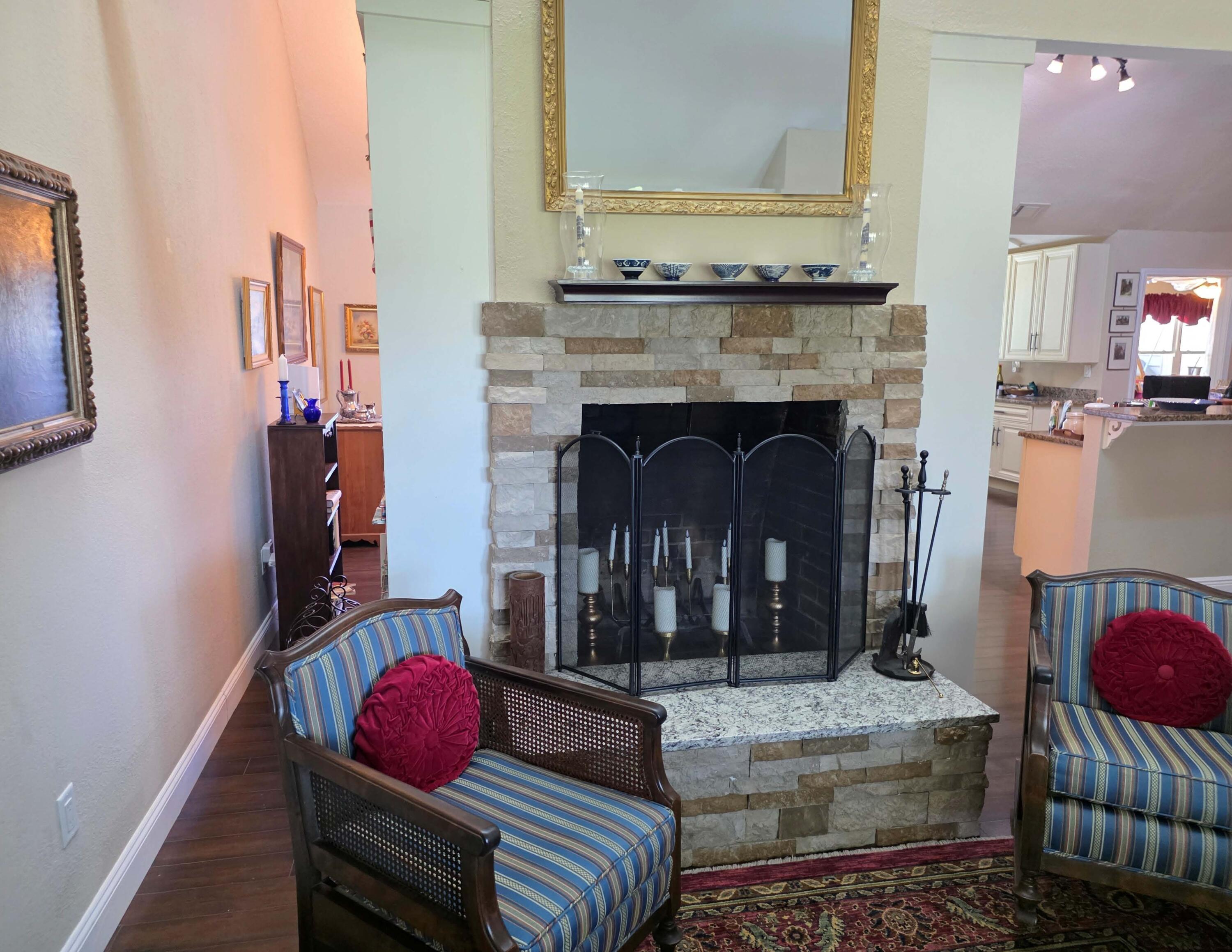 LAKE LORRAINE ESTATES 3 - Residential