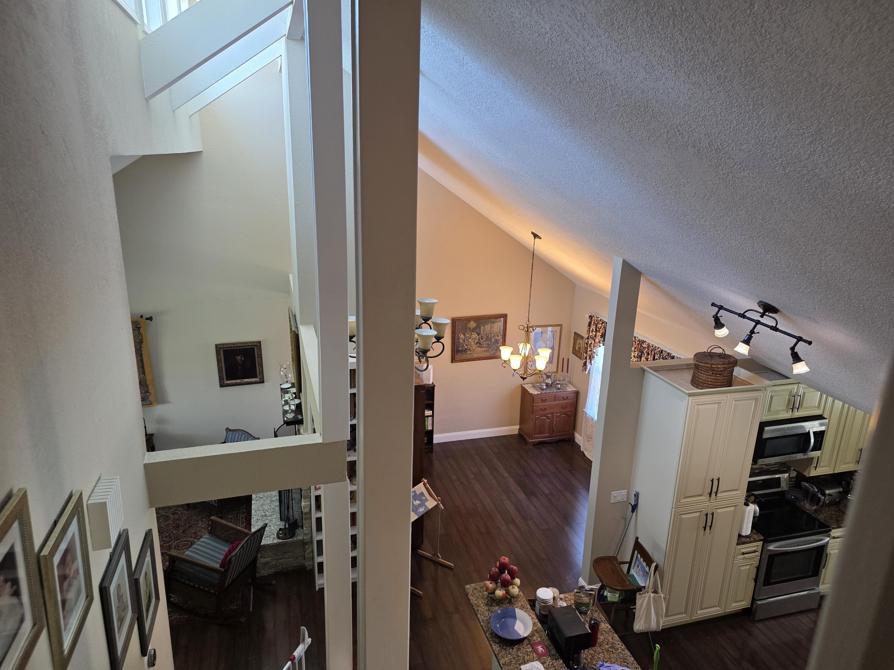 LAKE LORRAINE ESTATES 3 - Residential