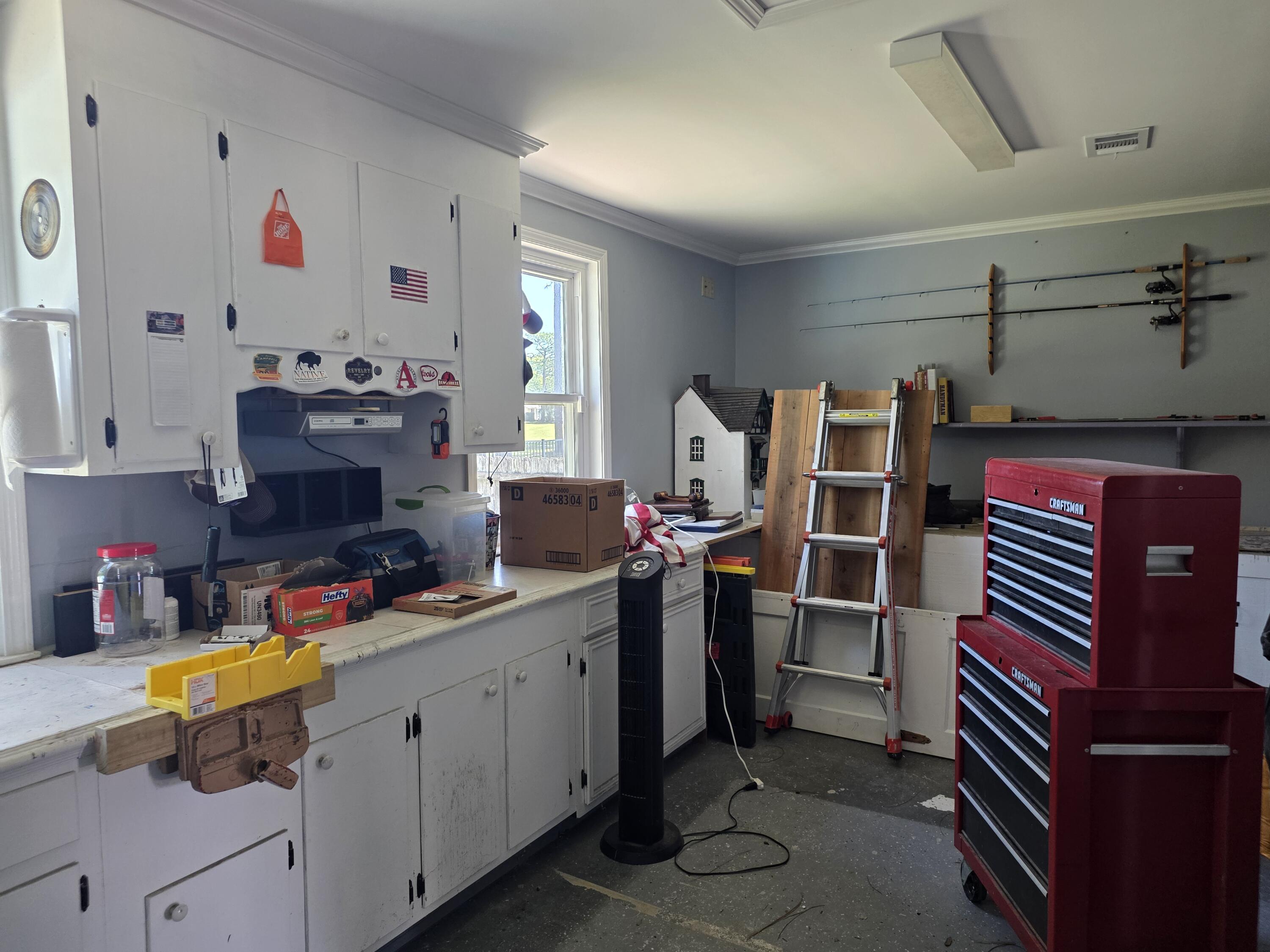 LAKE LORRAINE ESTATES 3 - Residential