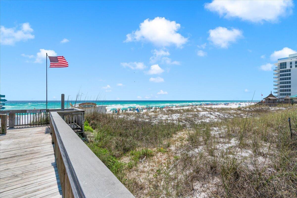 ST. BARTH AT SILVER SHELLS - Residential