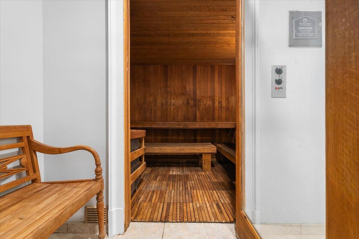 ST. BARTH AT SILVER SHELLS - Residential