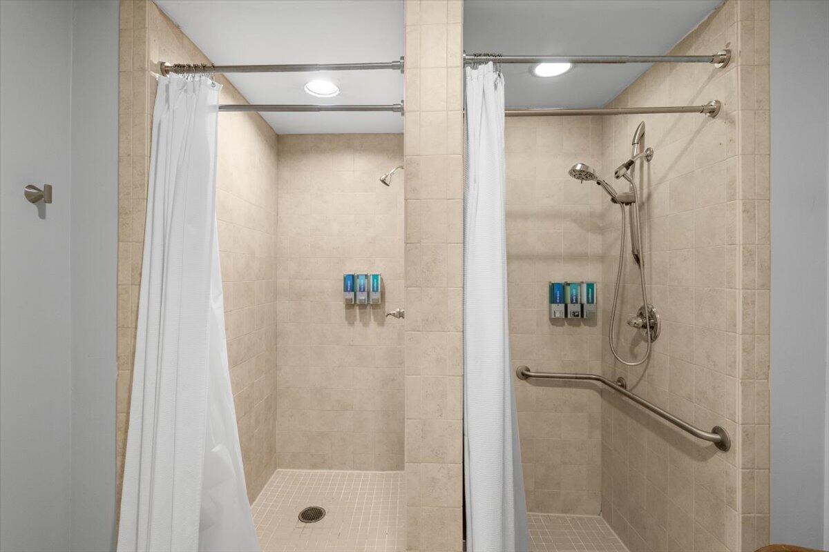 ST. BARTH AT SILVER SHELLS - Residential