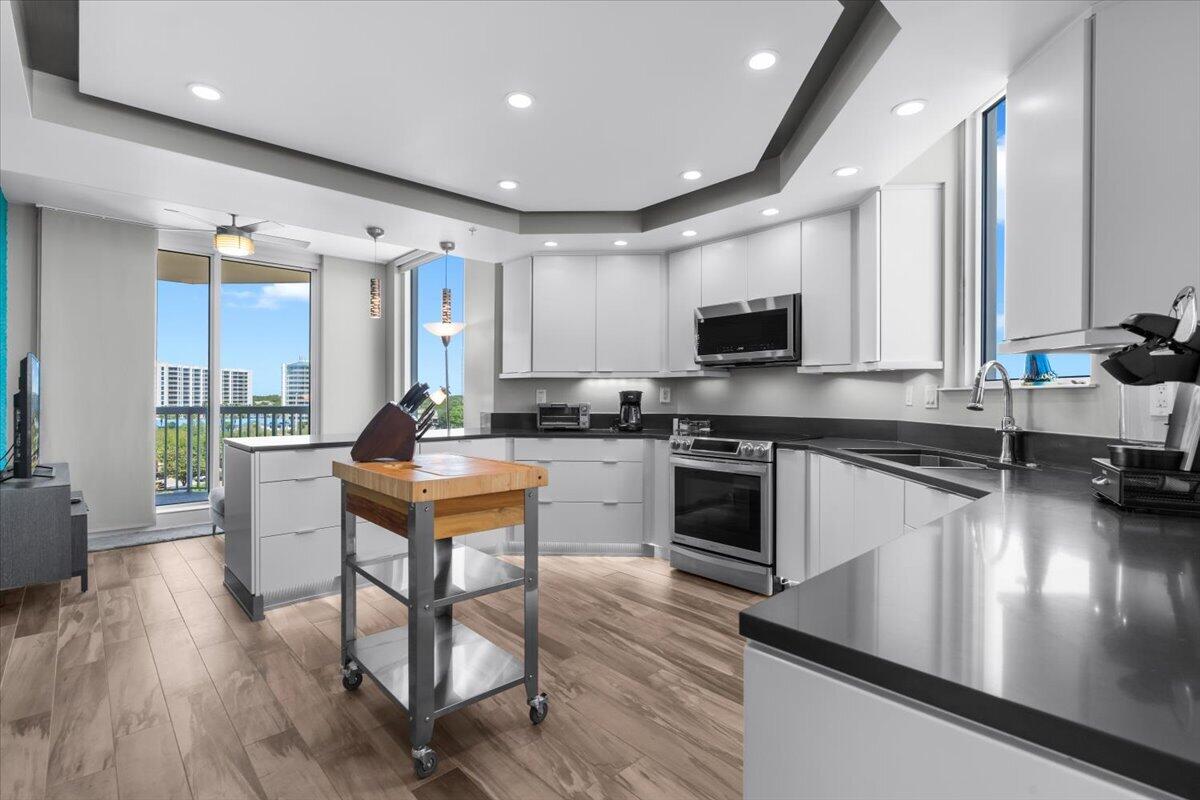 ST. BARTH AT SILVER SHELLS - Residential