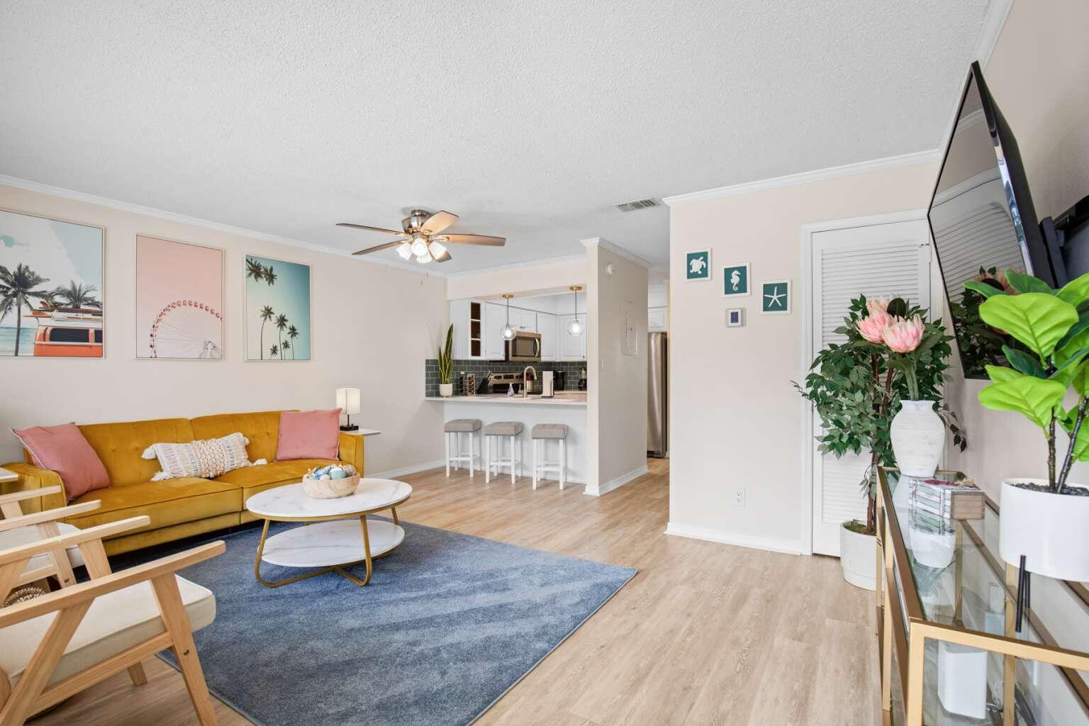 Sandprints Condominium - Residential