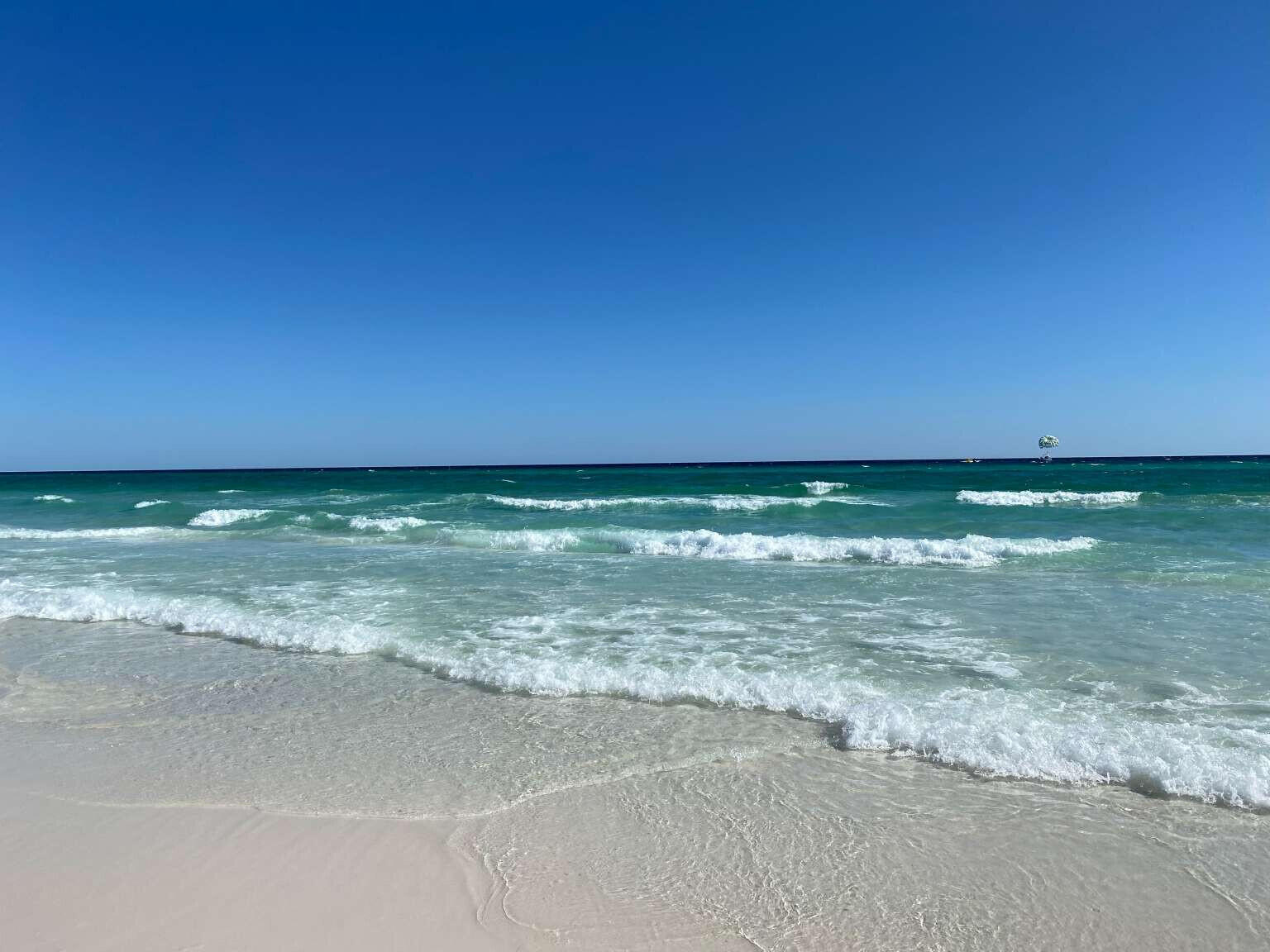 Sandprints Condominium - Residential