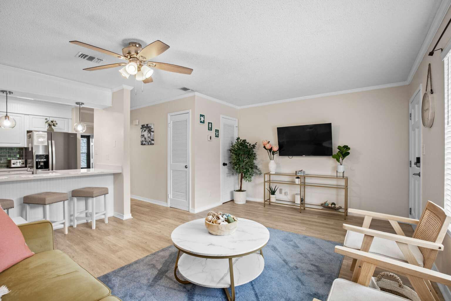 Sandprints Condominium - Residential