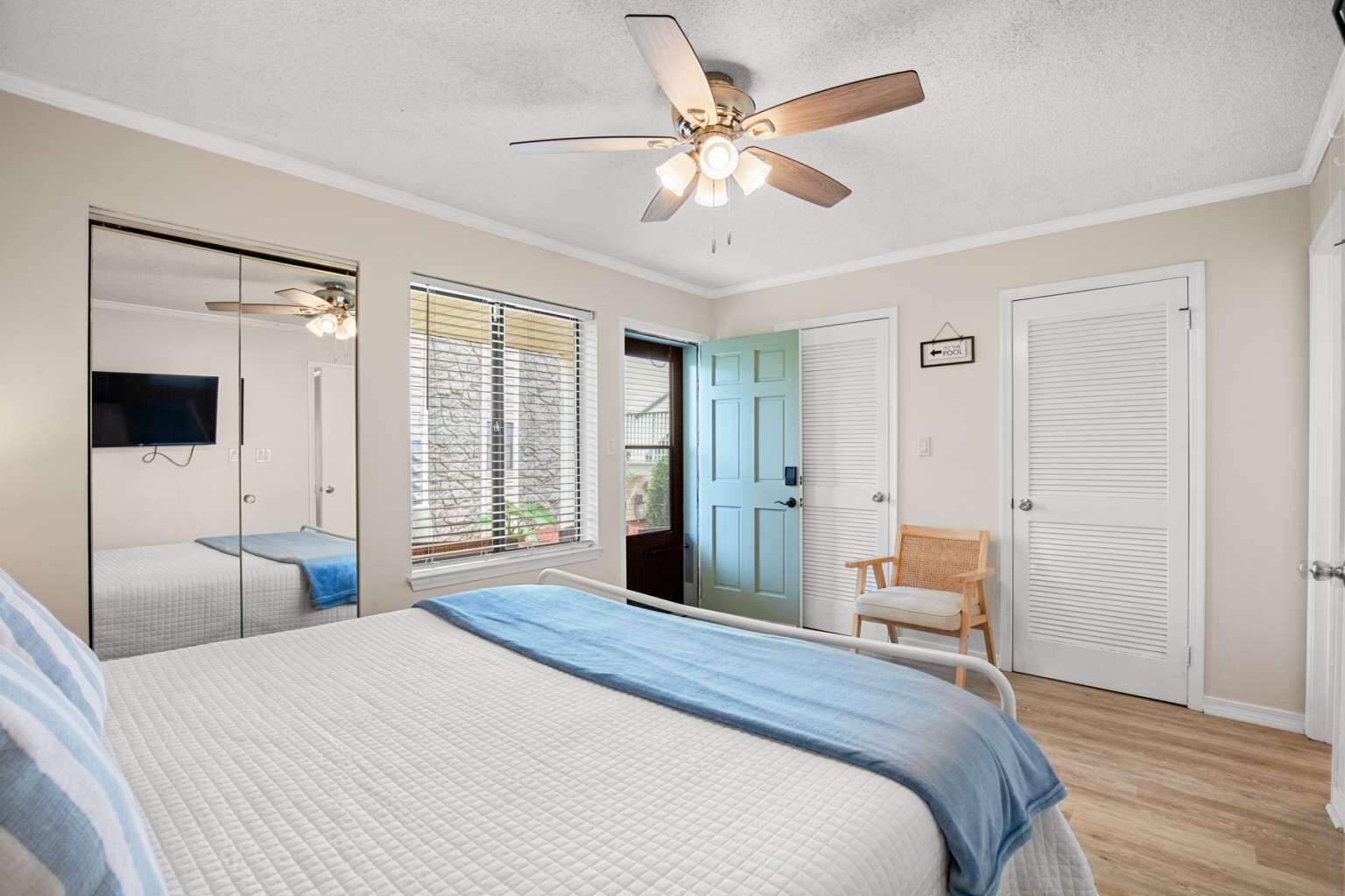 Sandprints Condominium - Residential