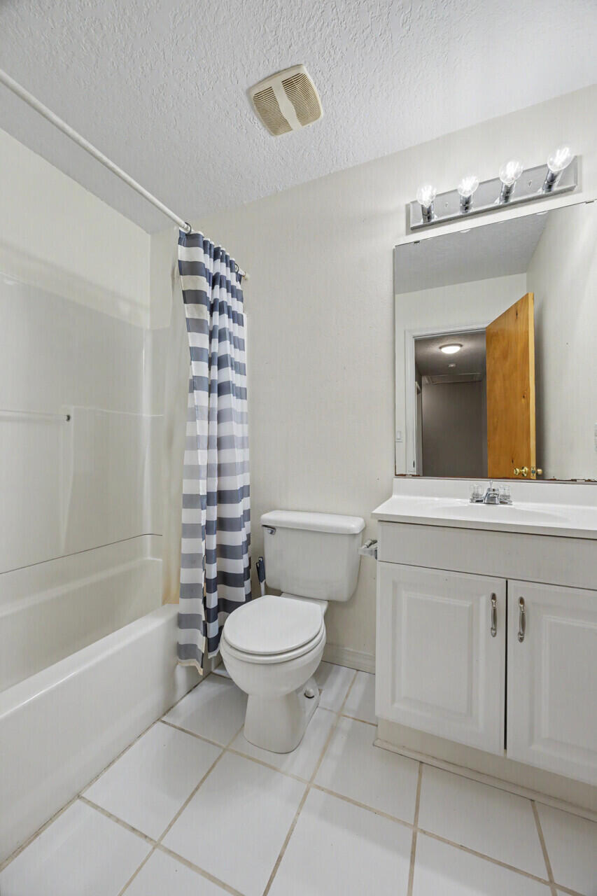 FOREST OAKS PH 3 - Residential