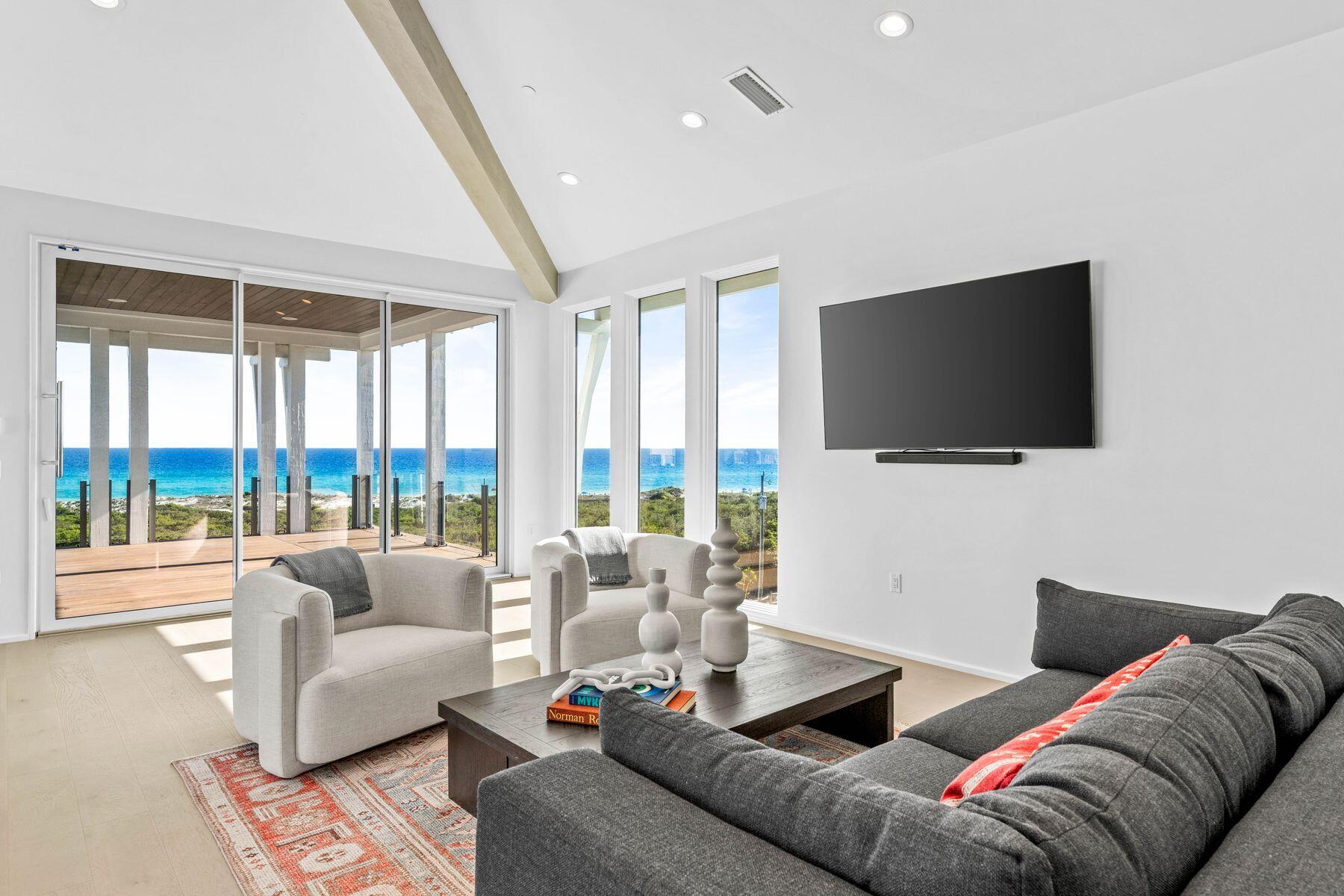 MALA BEACH - Residential