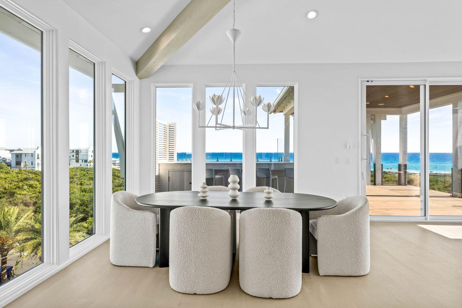 MALA BEACH - Residential