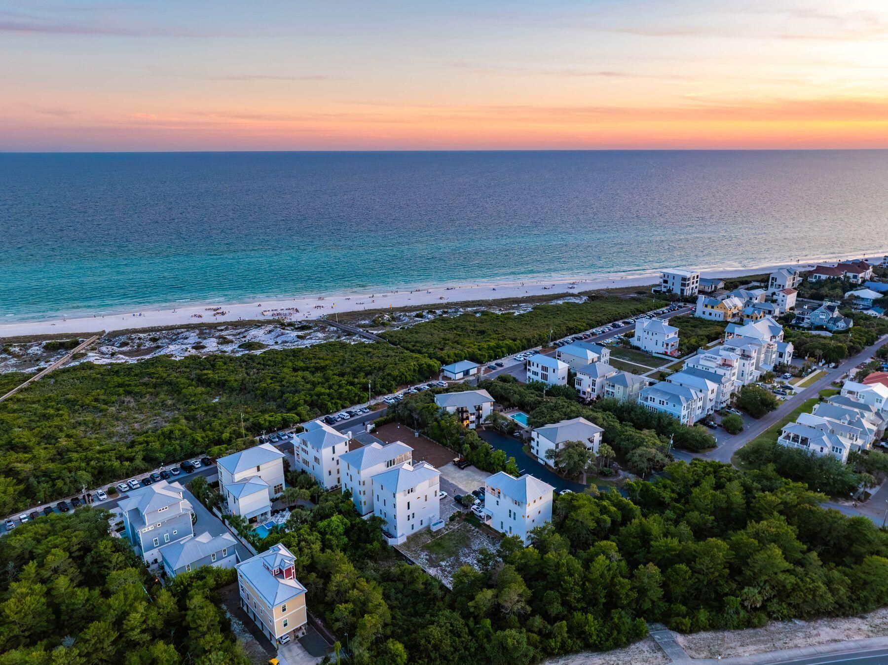 MALA BEACH - Residential