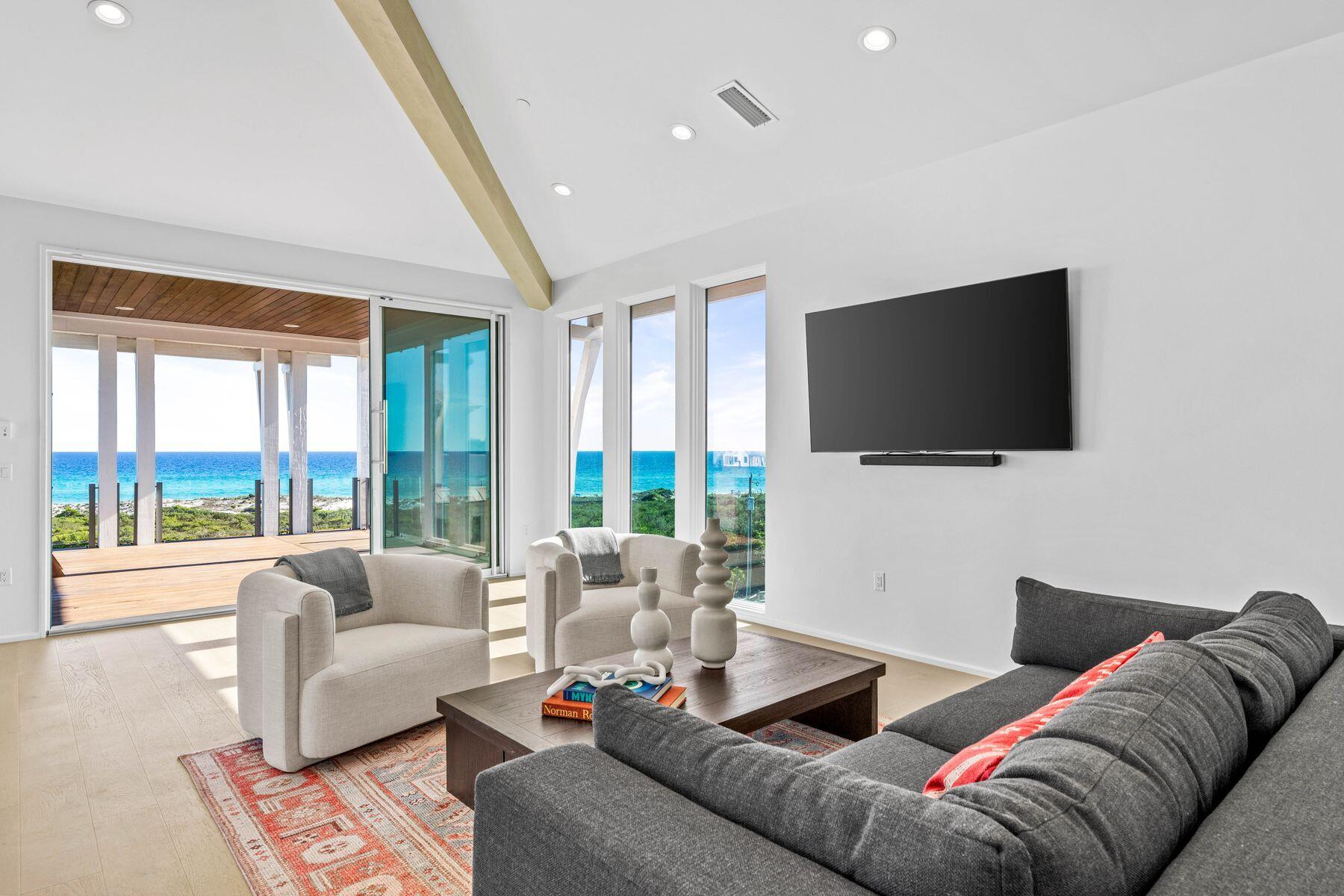 MALA BEACH - Residential