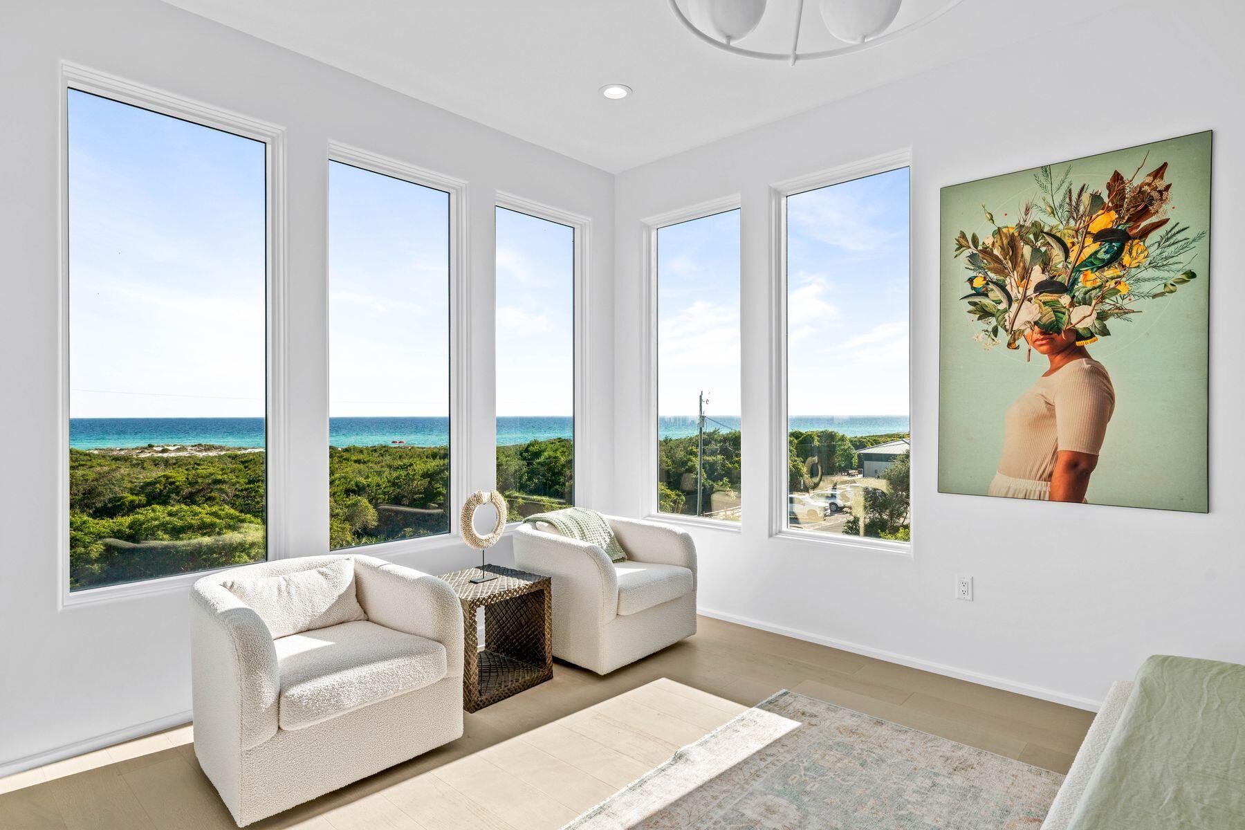 MALA BEACH - Residential