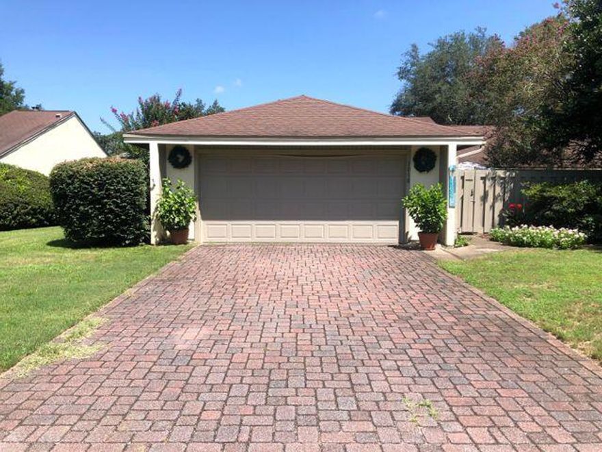 .Hard Surface FLOORING THROUGHOUT-NO CARPET- Wonderful 2 Bed/2 Bath patio home with attached 2 car garage in Bluewater Bay! Private fenced courtyard entryway. Separate oversized spacious family room that leads straight to the kitchen. Off the kitchen is your formal dining and larger living room with vaulted ceilings plus a fabulous sun room can be used in various ways-office space, entertaining, relaxing, extra bedroom, etc. It has plenty of sunlight with windows and sliding glass door. Lots of spacious closets throughout.  There are many peaceful walking/Biking/ Jogging trails throughout Bluewater +many amenities that tenant can sign up for - at an extra cost paid directly to Bluewater Bay- These patio homes rarely come up for rent so call to check it out today