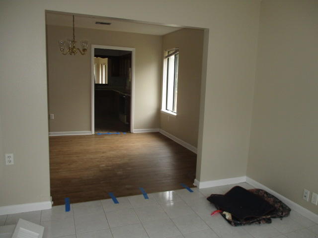 ROYAL OAK VILLAGE - Residential Lease