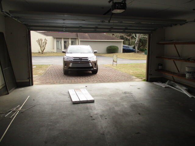 ROYAL OAK VILLAGE - Residential Lease