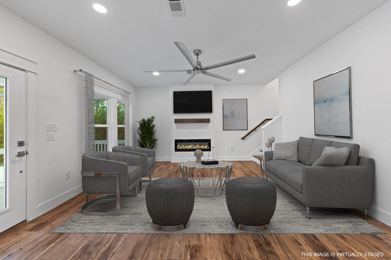 MAGNOLIA BEACH - Residential