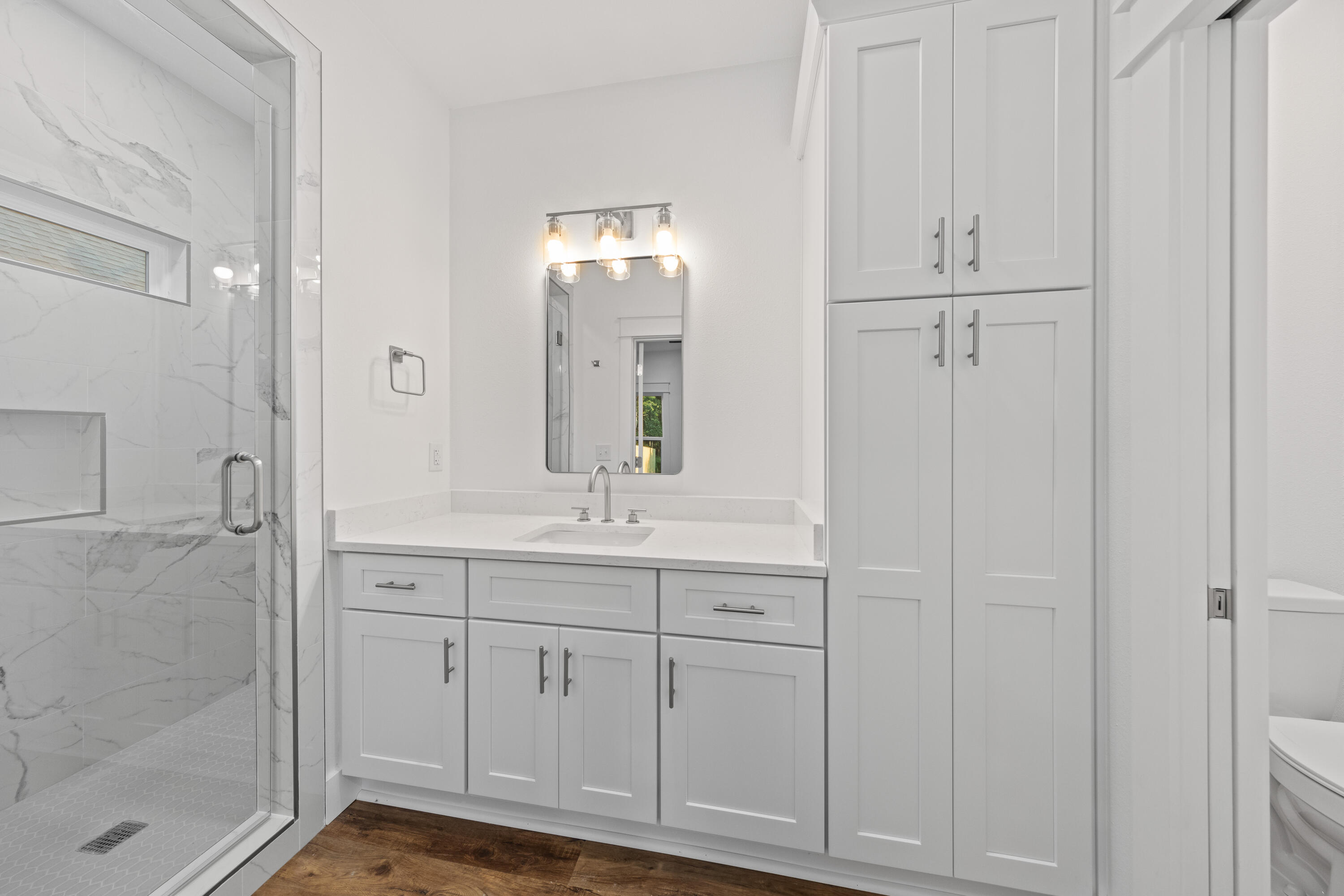 MAGNOLIA BEACH - Residential