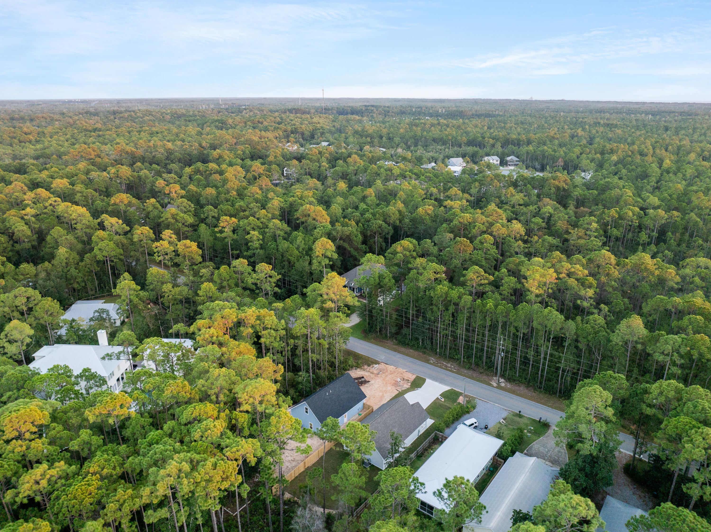MAGNOLIA BEACH - Residential
