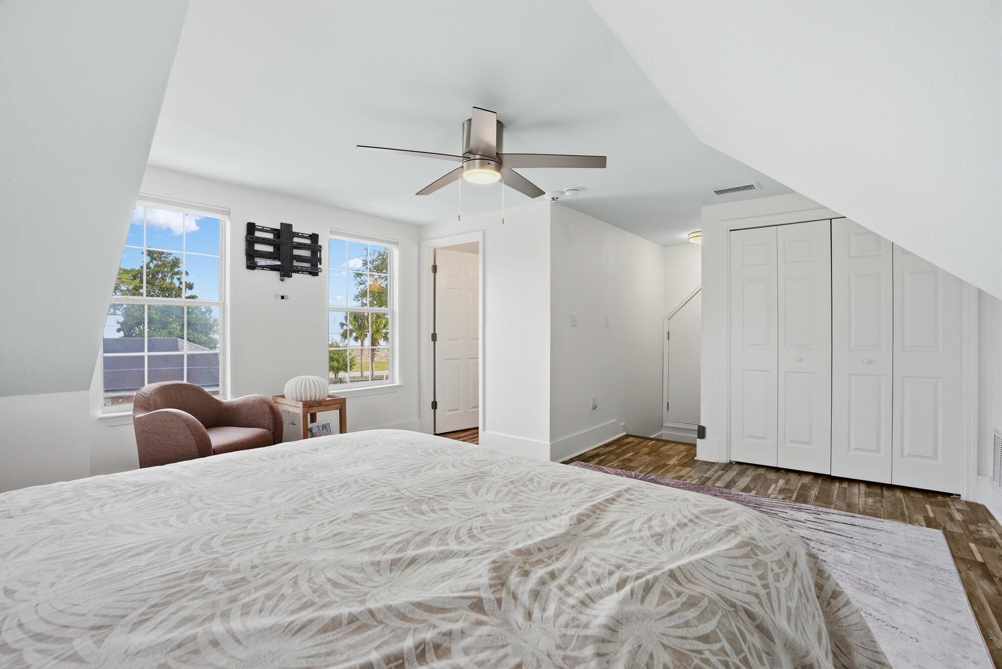 OLDE FLORIDA LAKES - Residential