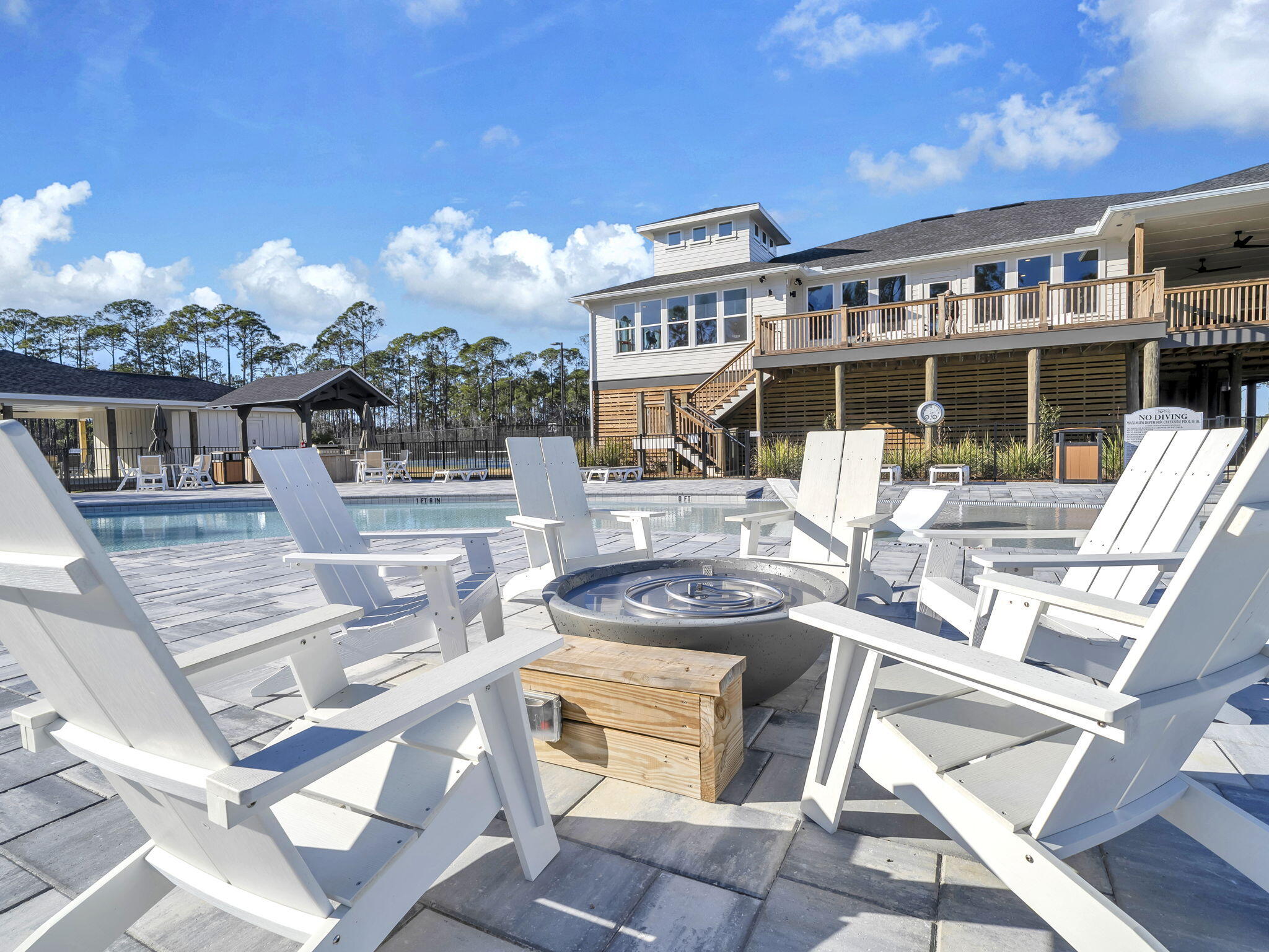 HAMMOCK BAY - Residential