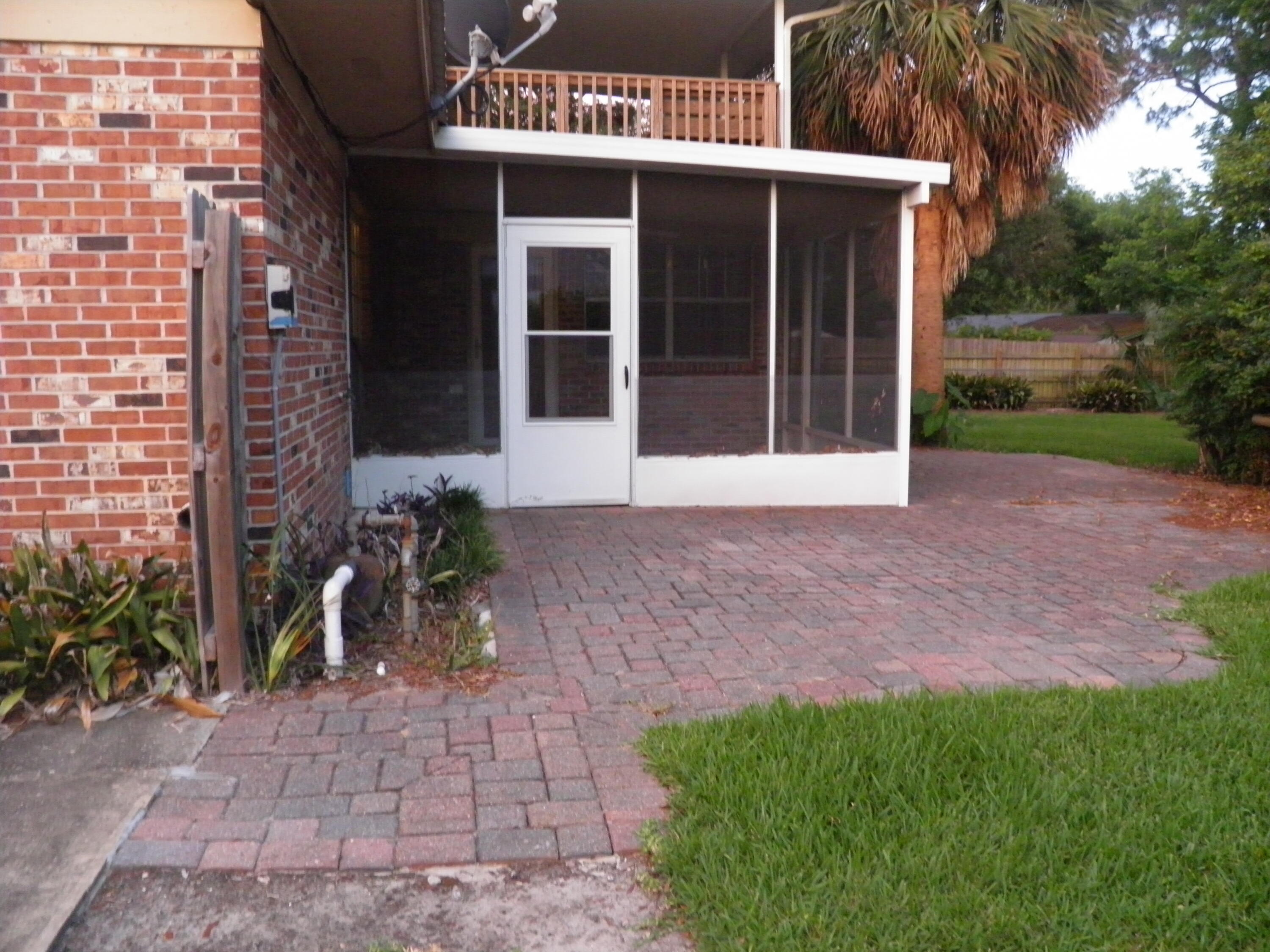 COLONY ESTATES - Residential Lease