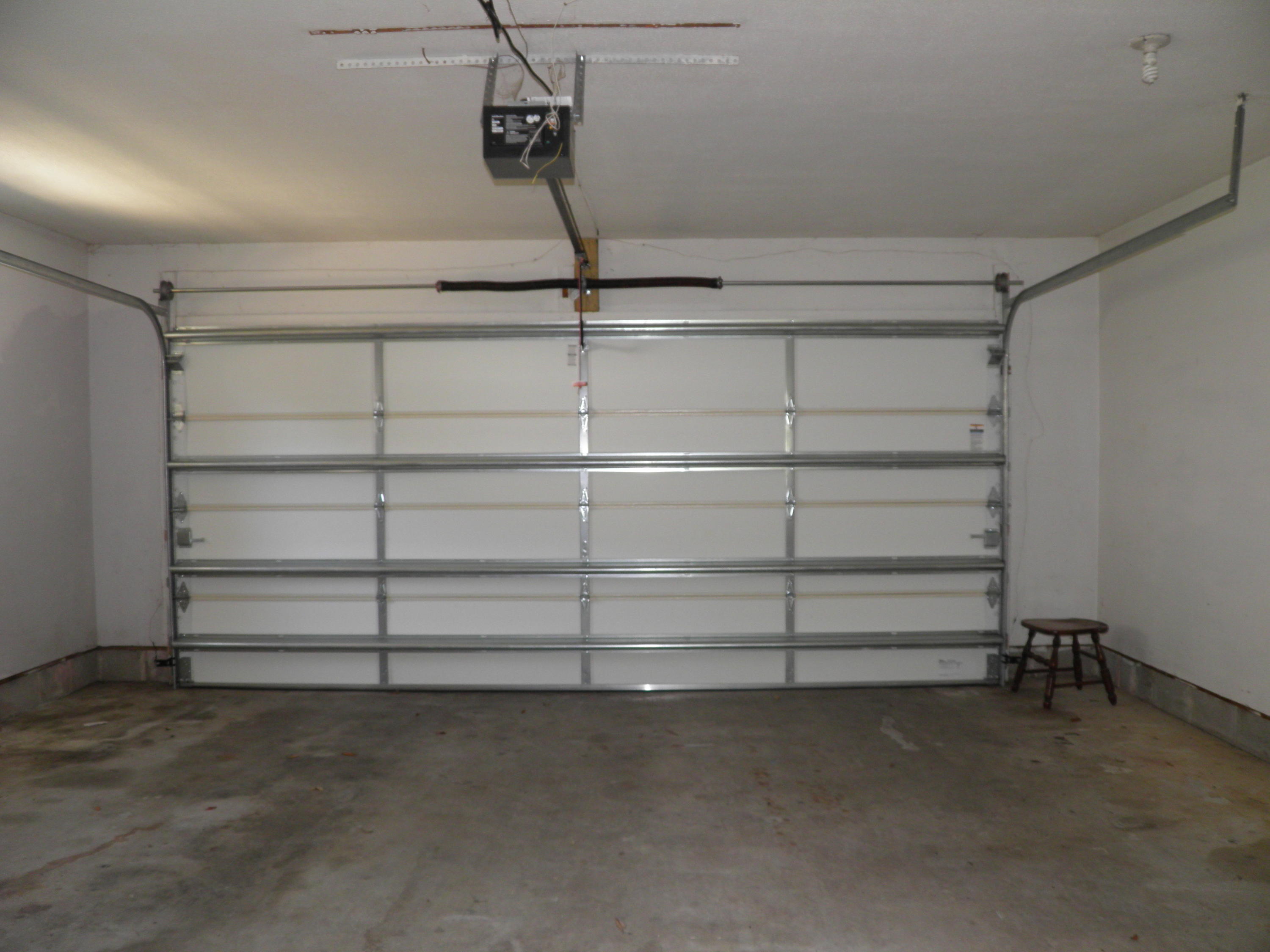 COLONY ESTATES - Residential Lease