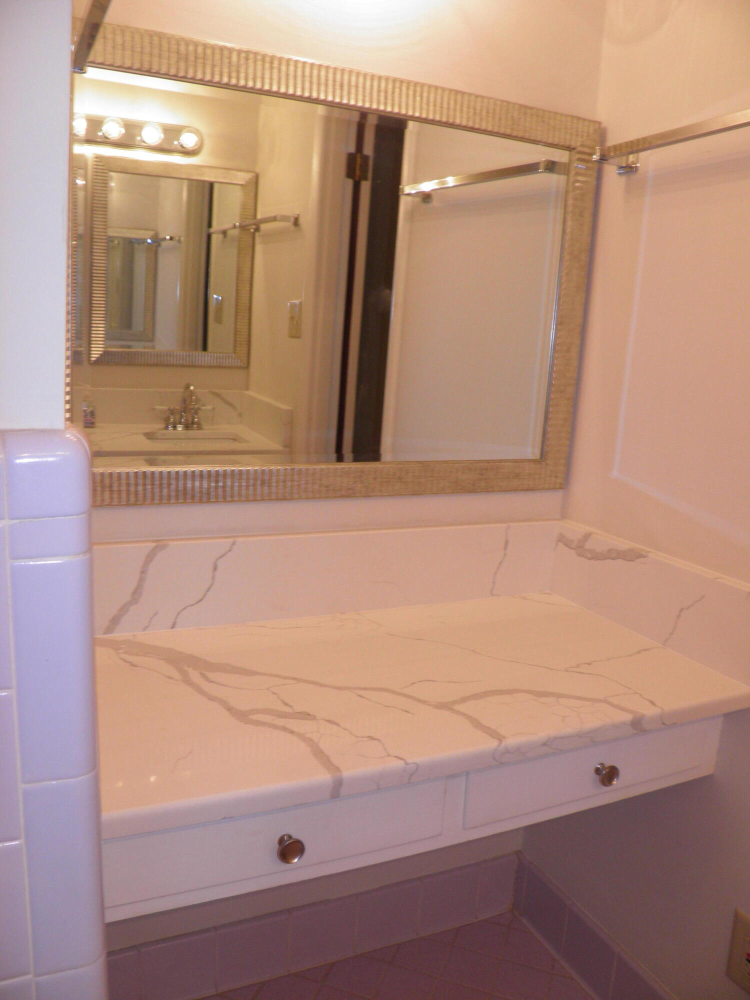 COLONY ESTATES - Residential Lease