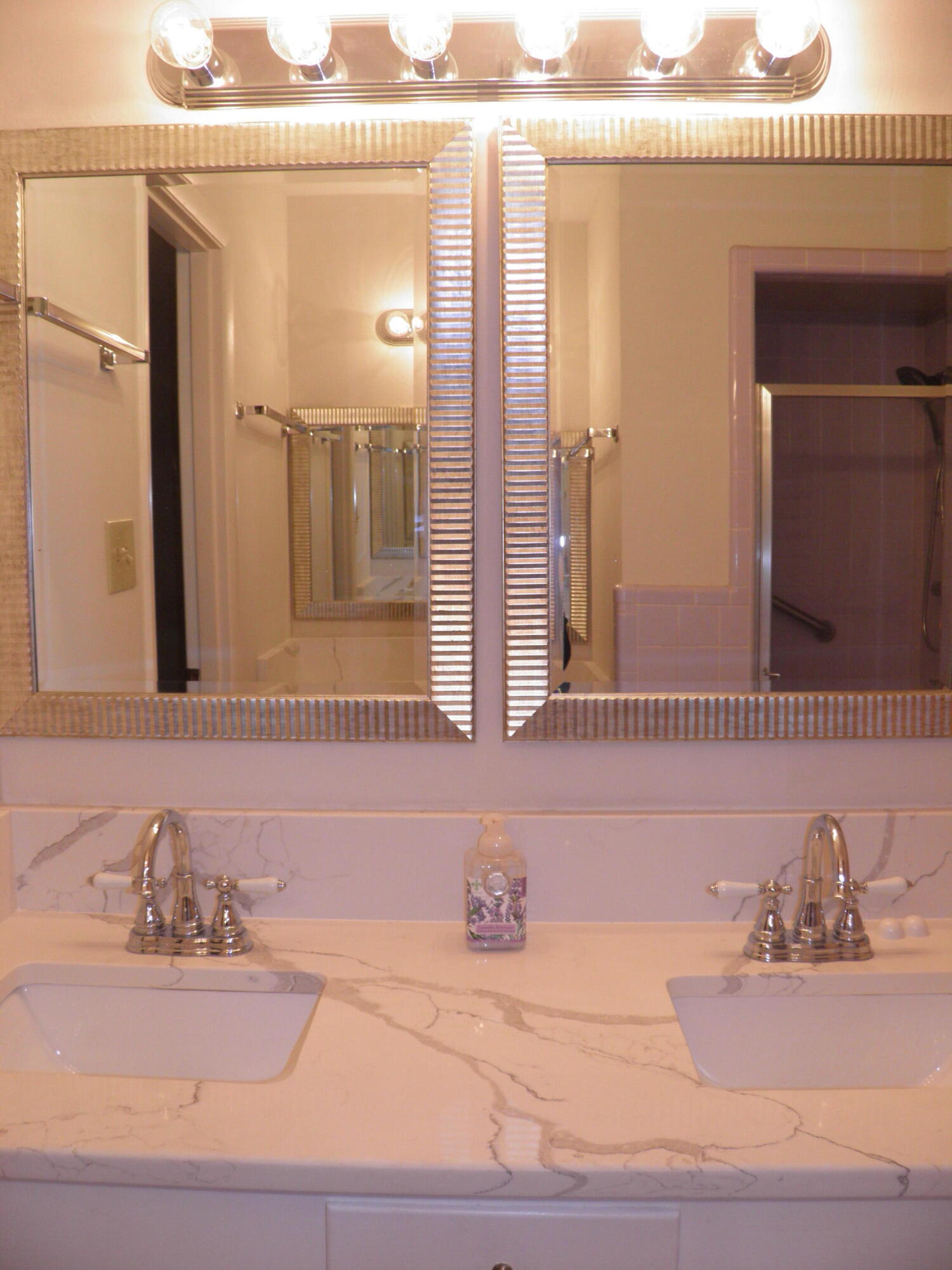 COLONY ESTATES - Residential Lease