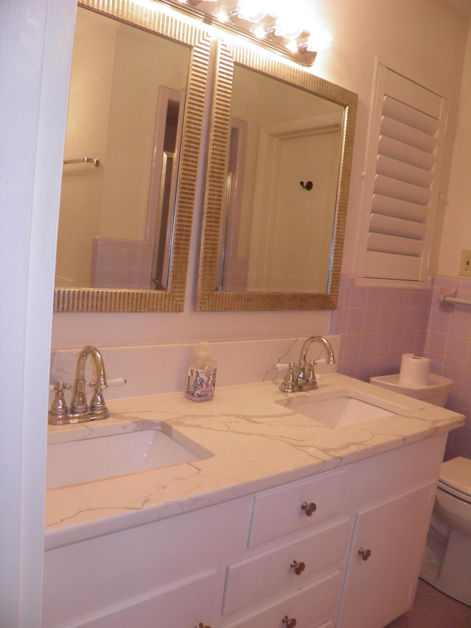 COLONY ESTATES - Residential Lease