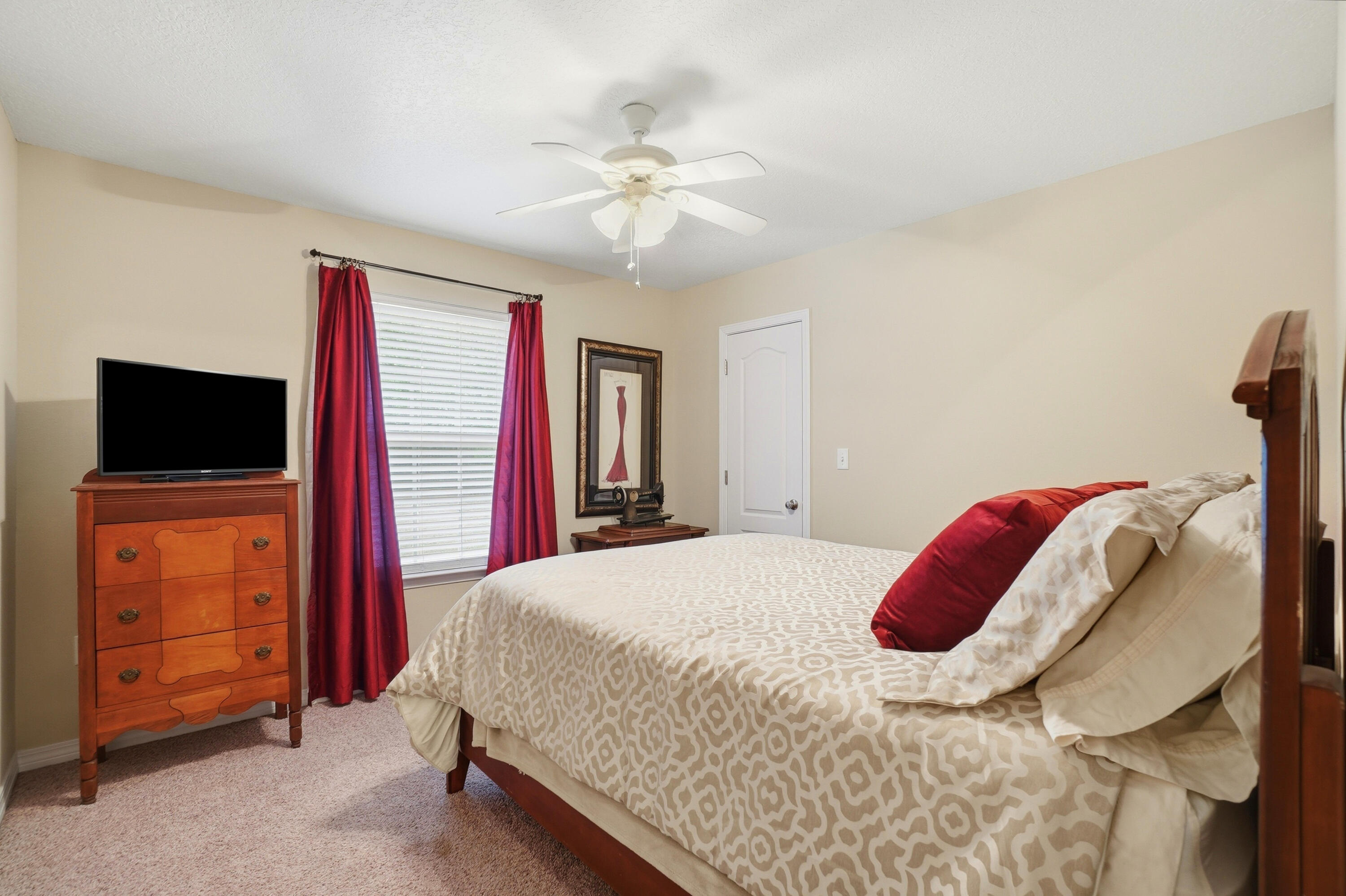 LEE FARM - Residential