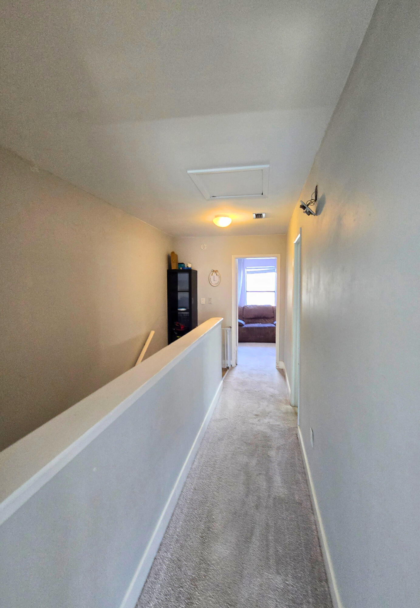 MONTAGE MANOR - Residential