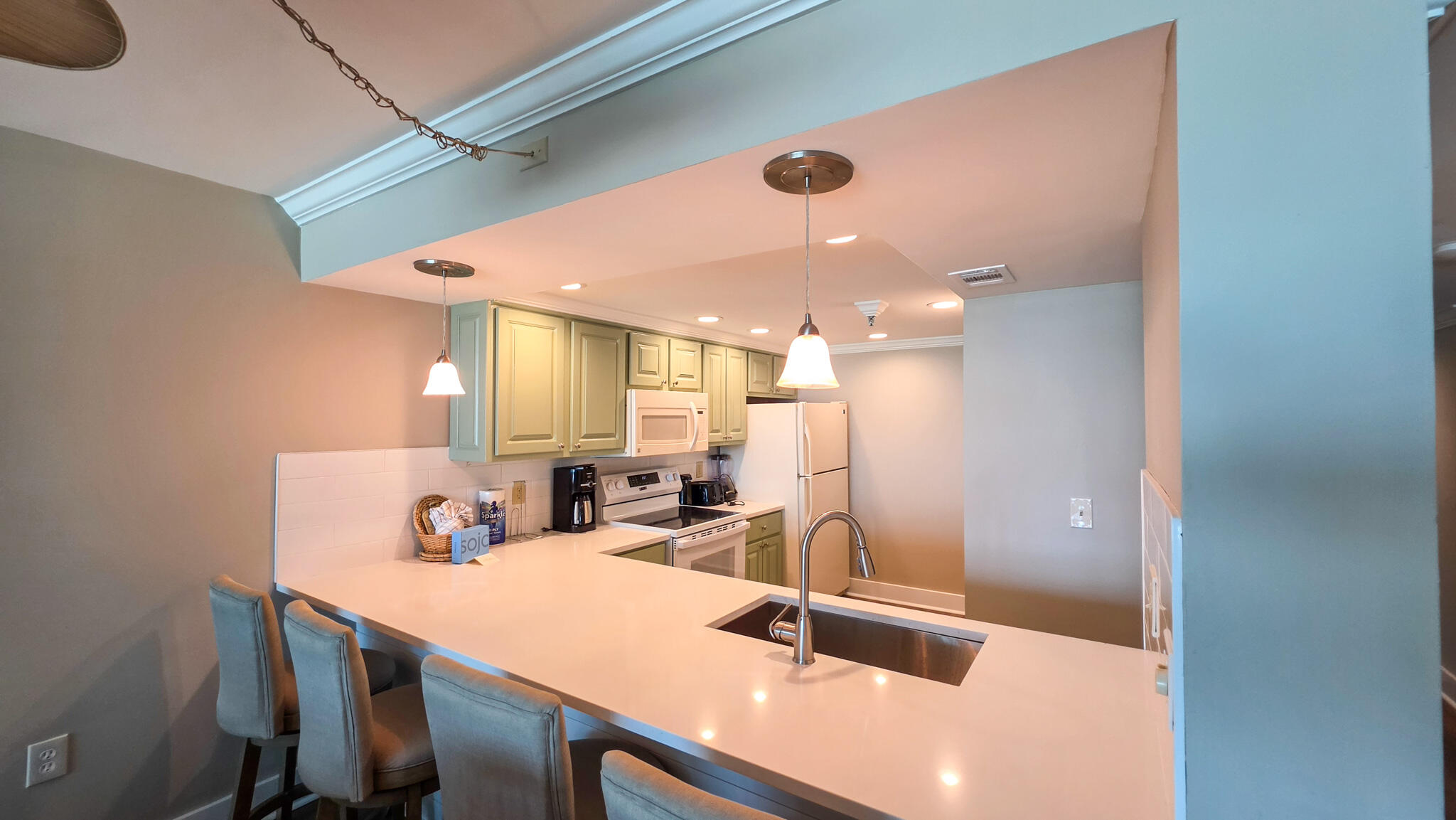 BREAKERS OF FWB PH 1 - Residential