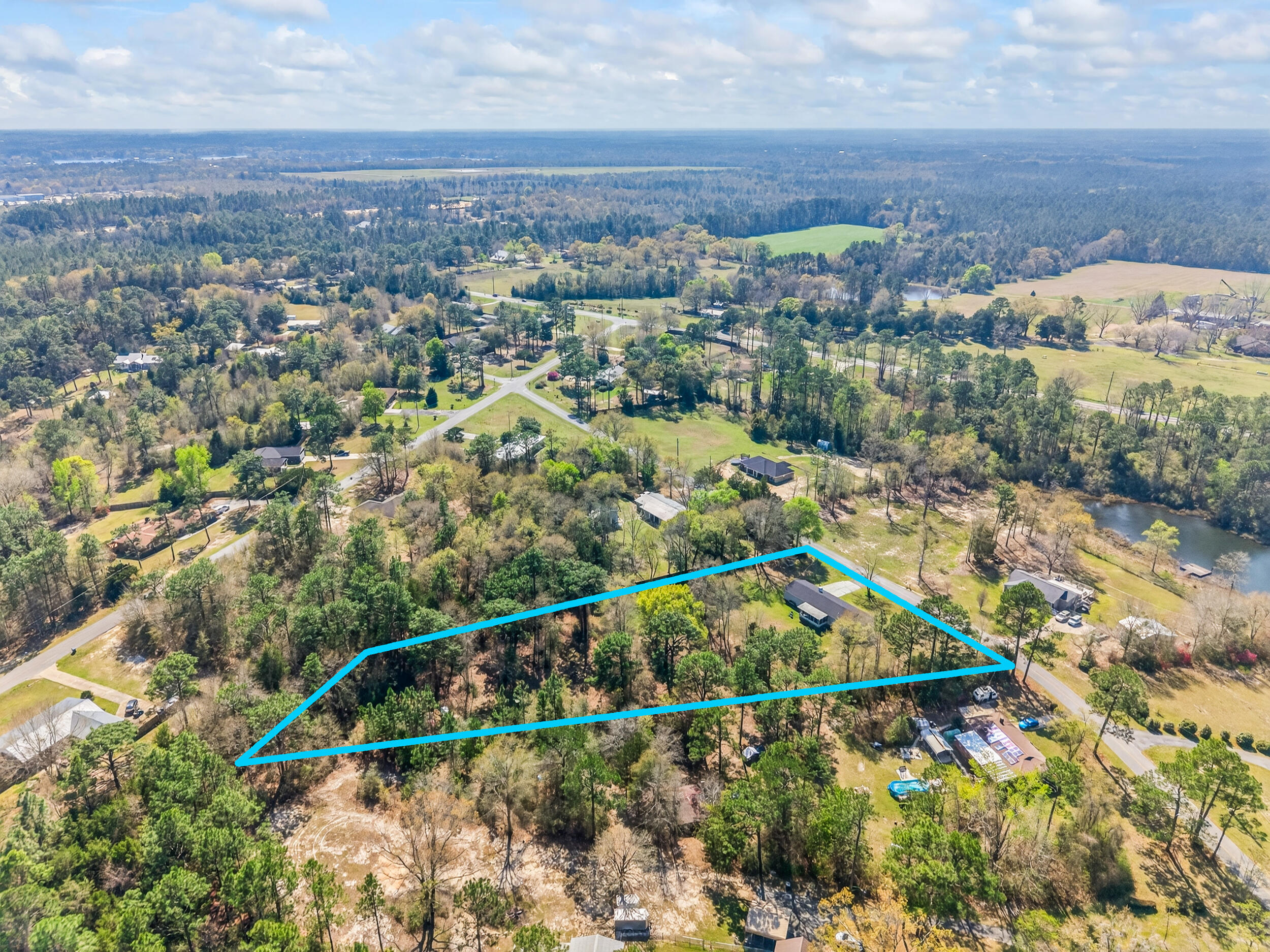 TEN LAKE ESTATES UNIT 1 - Residential