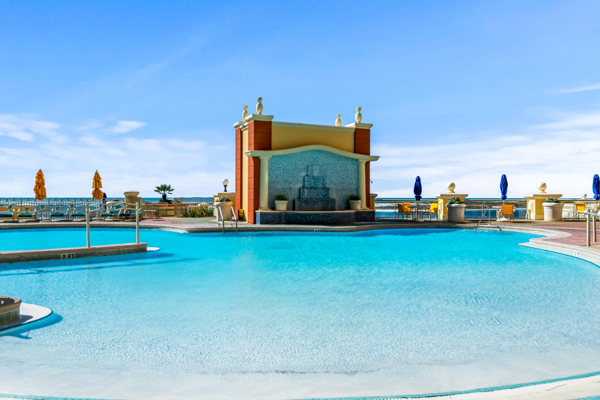 EMERALD GRANDE - Residential