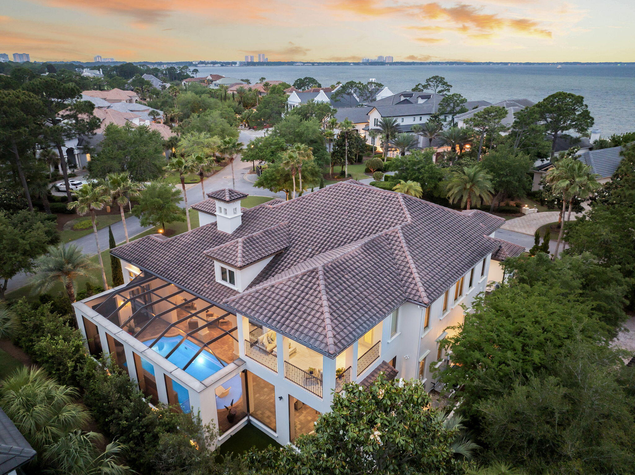 BURNT PINE - Residential