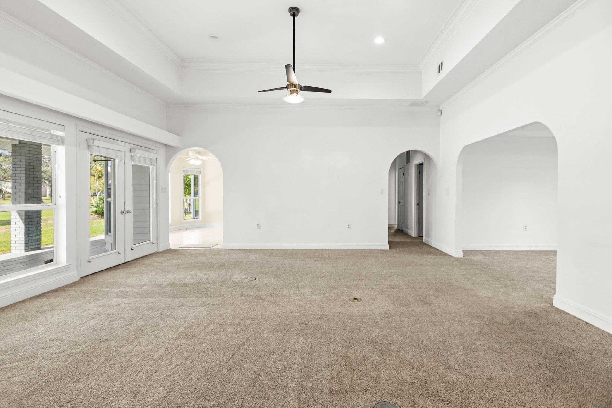 LAKE LORRAINE ESTATES - Residential