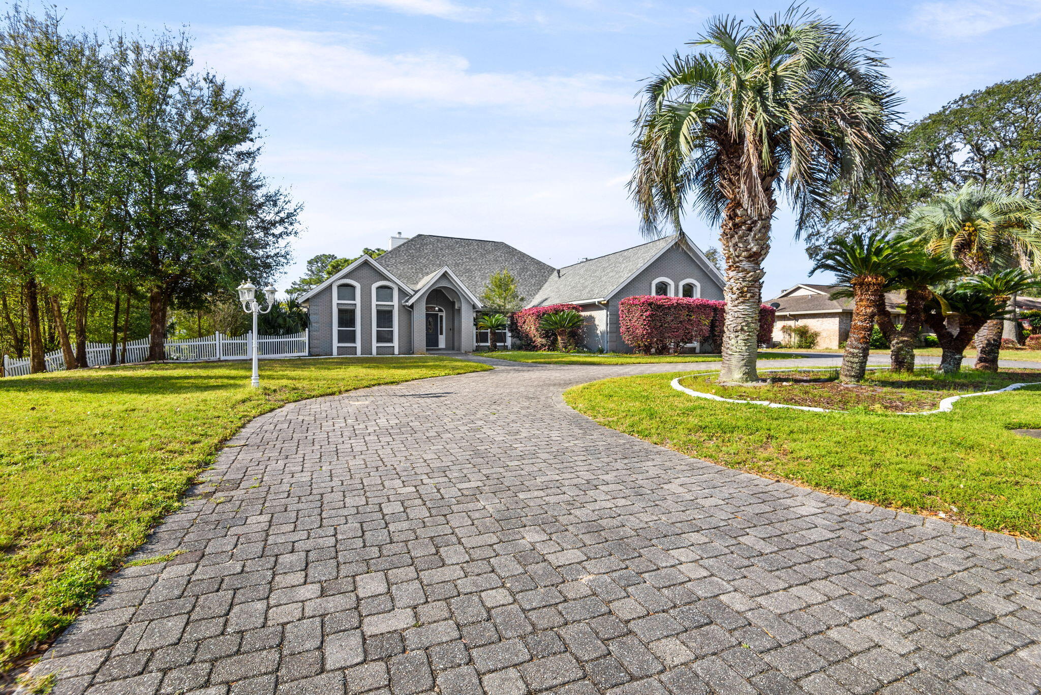 LAKE LORRAINE ESTATES - Residential