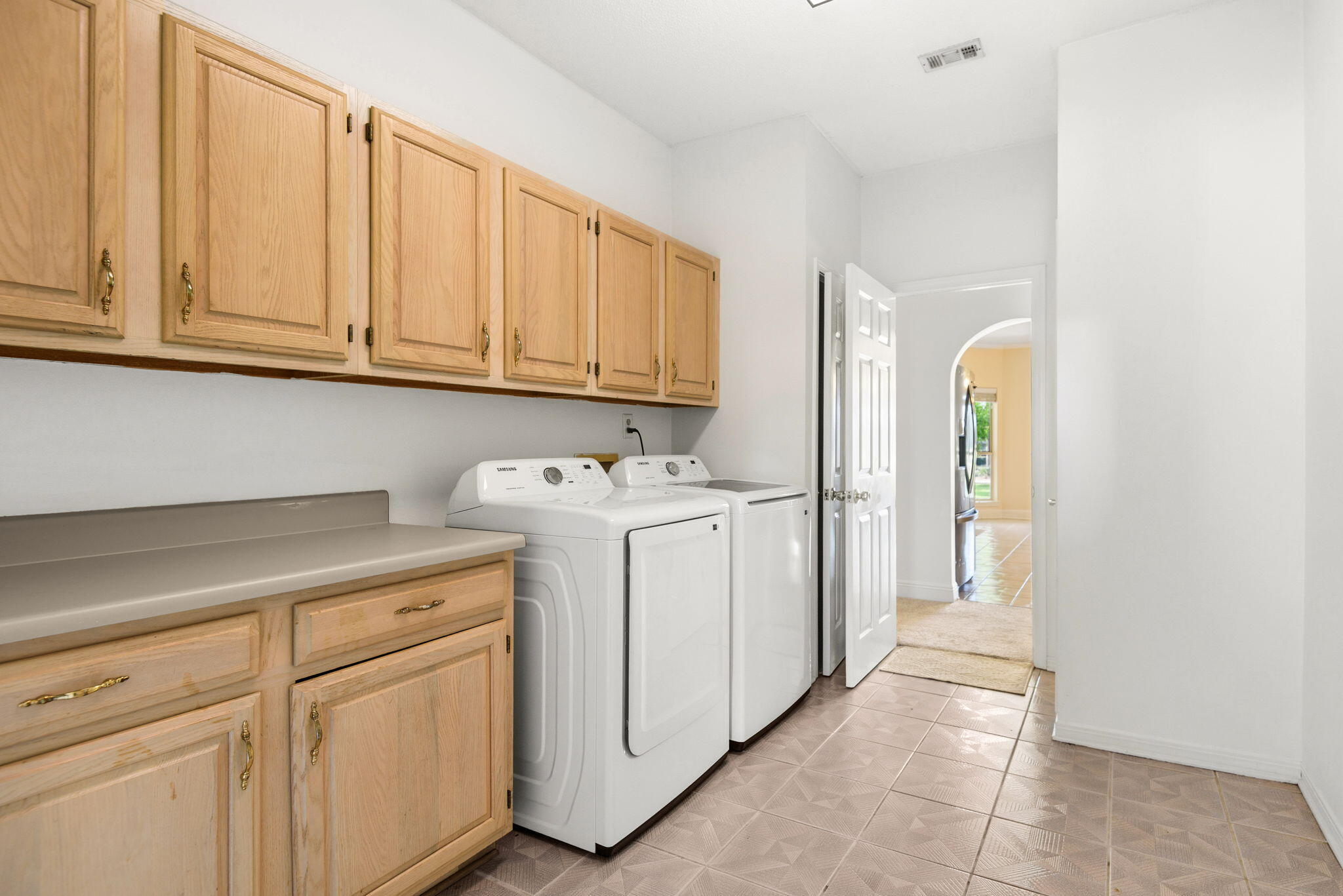 LAKE LORRAINE ESTATES - Residential