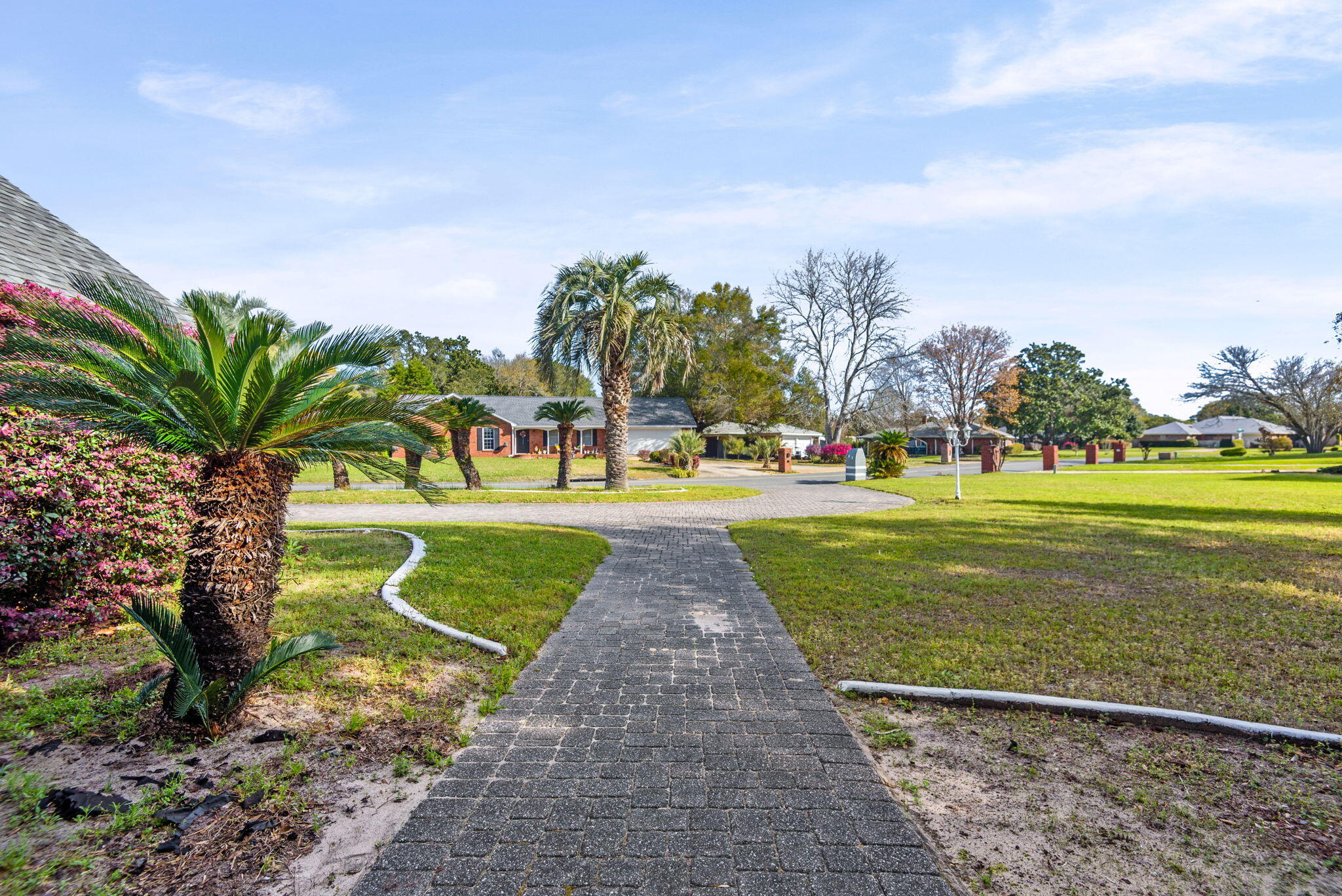 LAKE LORRAINE ESTATES - Residential