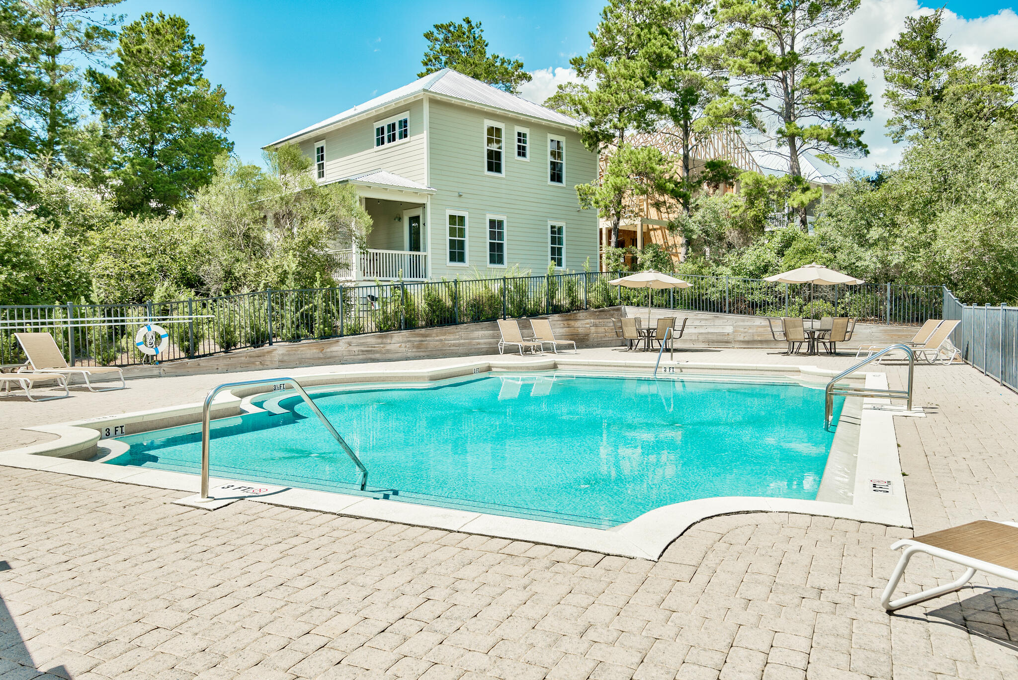 LAKESIDE AT BLUE MOUNTAIN BEACH - Land