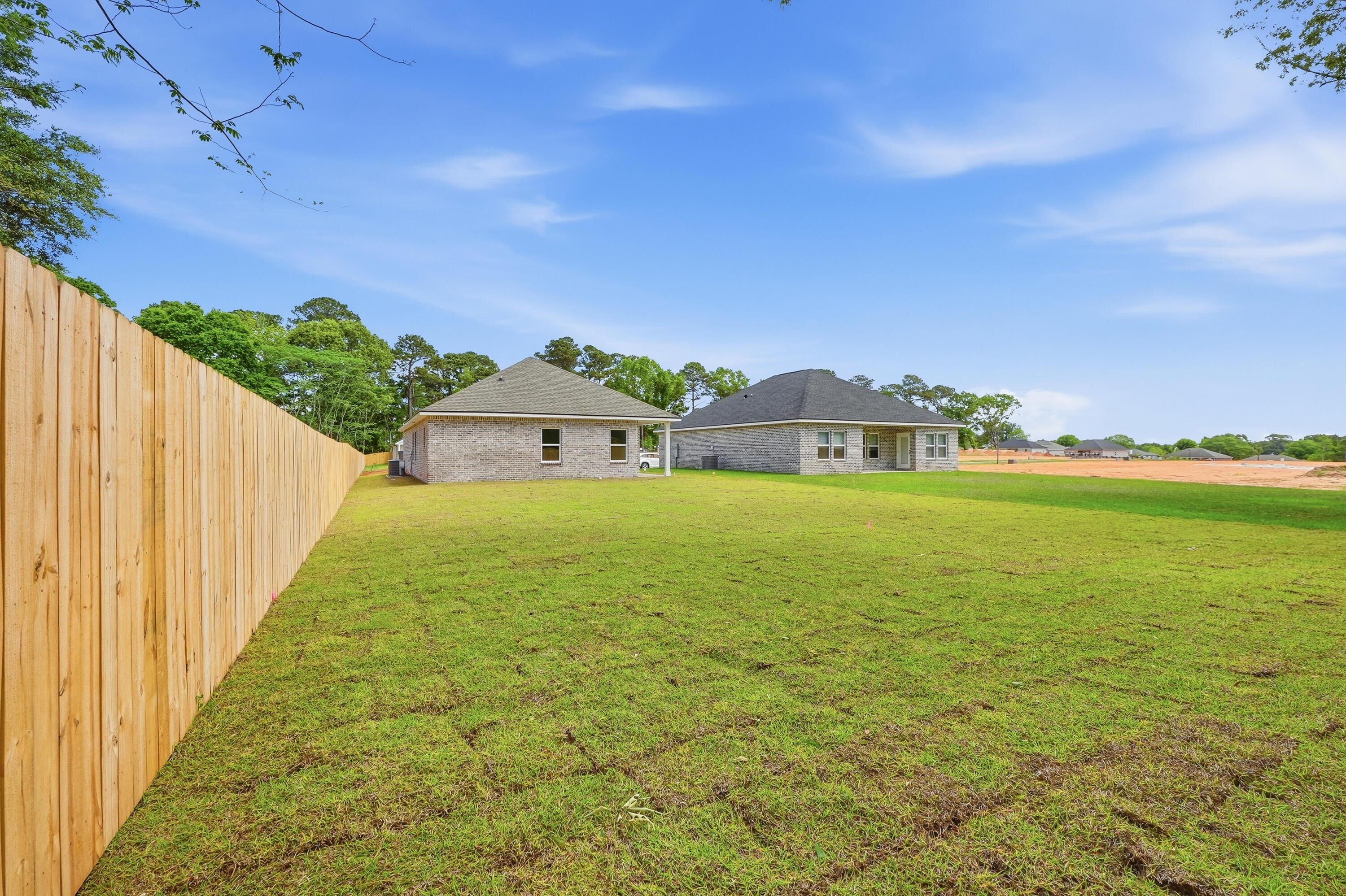 BARTON'S BEND - Residential