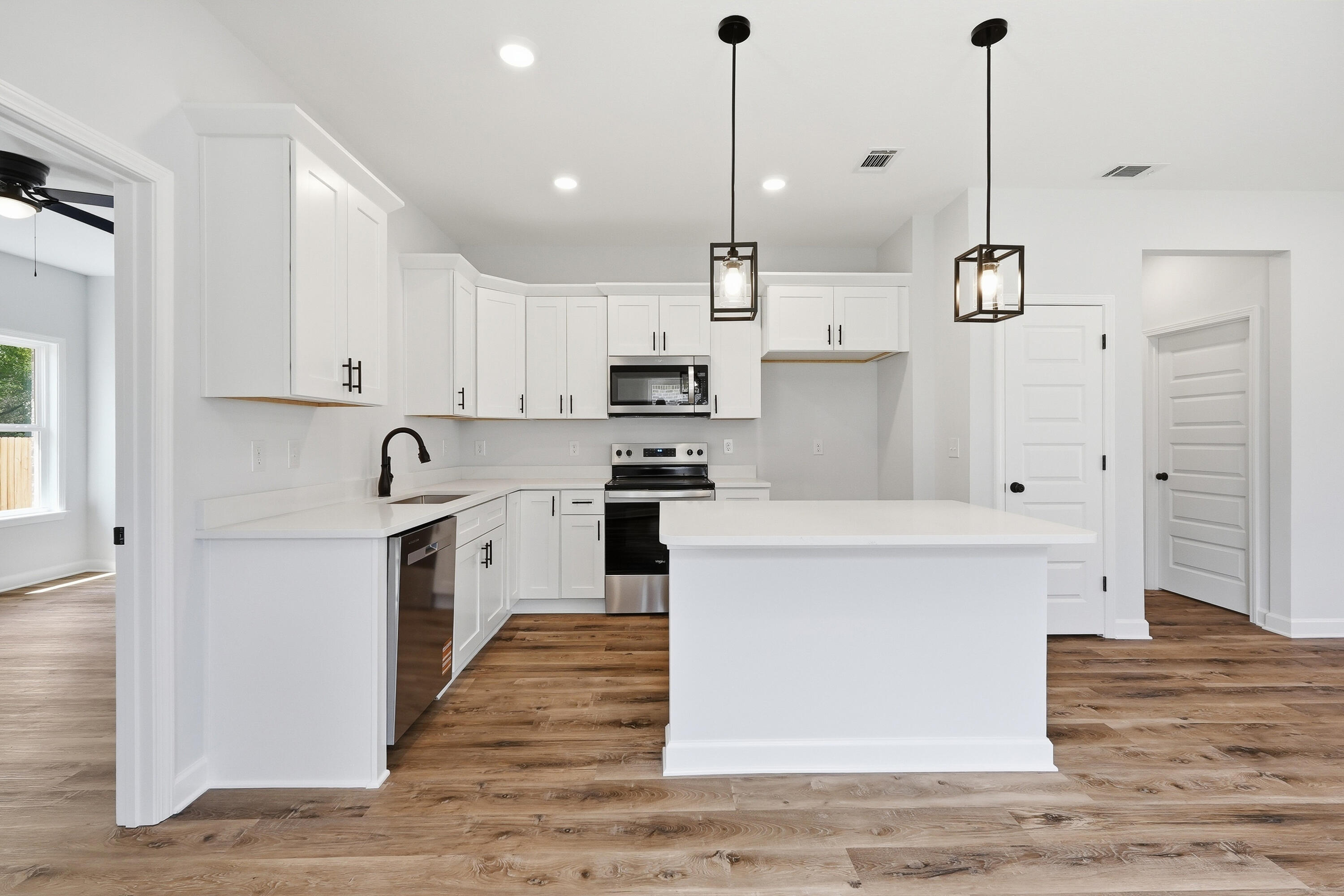 BARTON'S BEND - Residential