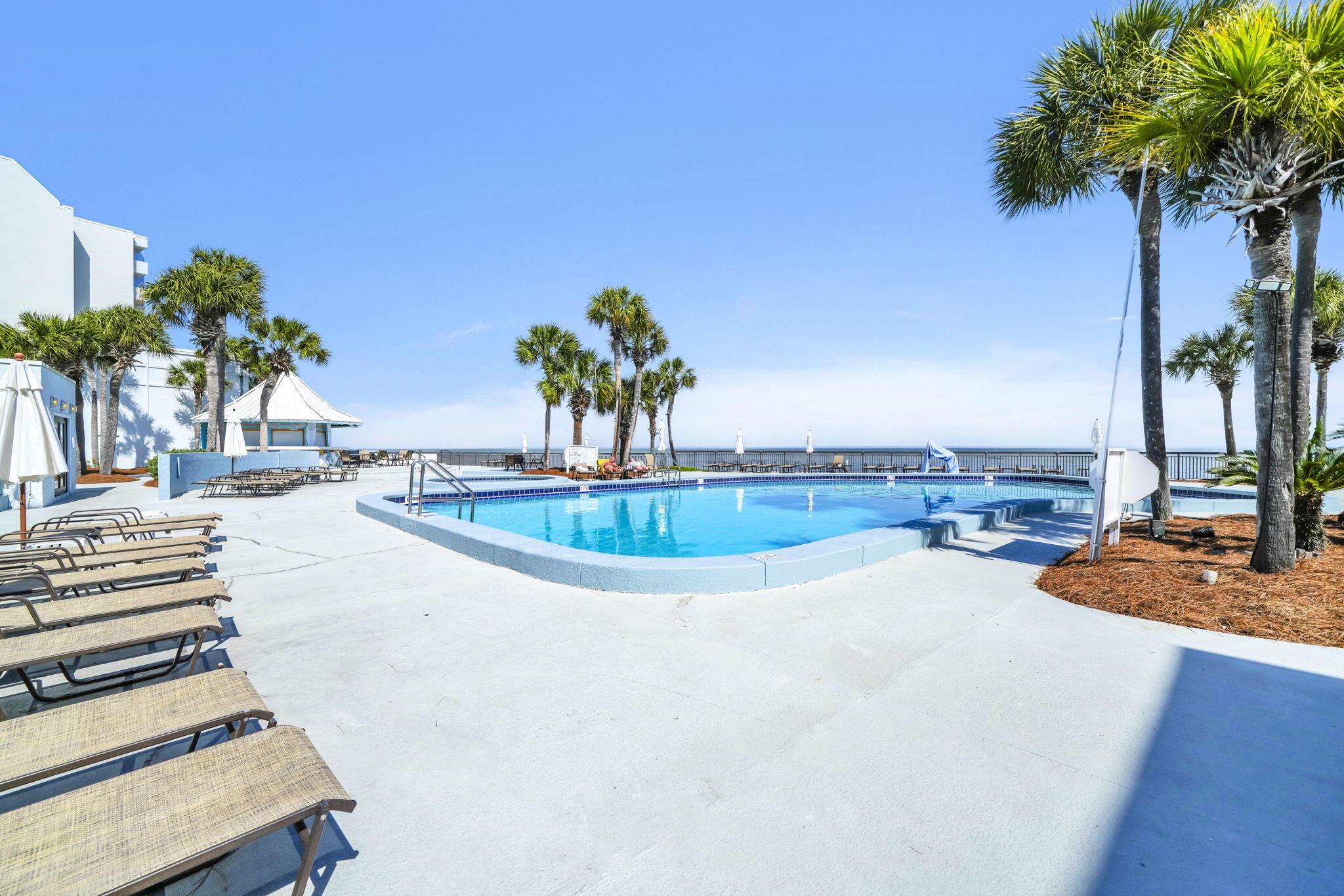 BAYSIDE CONDO SANDESTIN - Residential